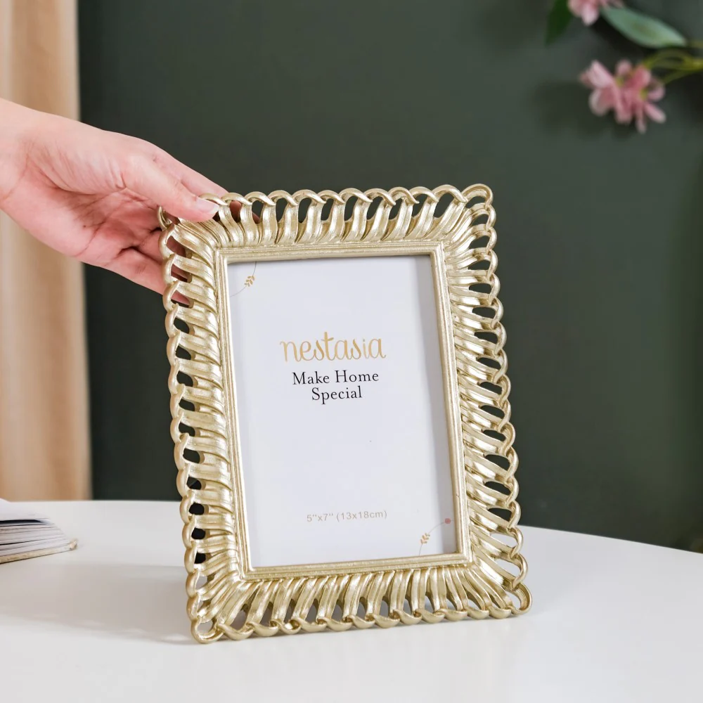 Classic Gold Photo Frame 9.5"x7.5" - Image 3
