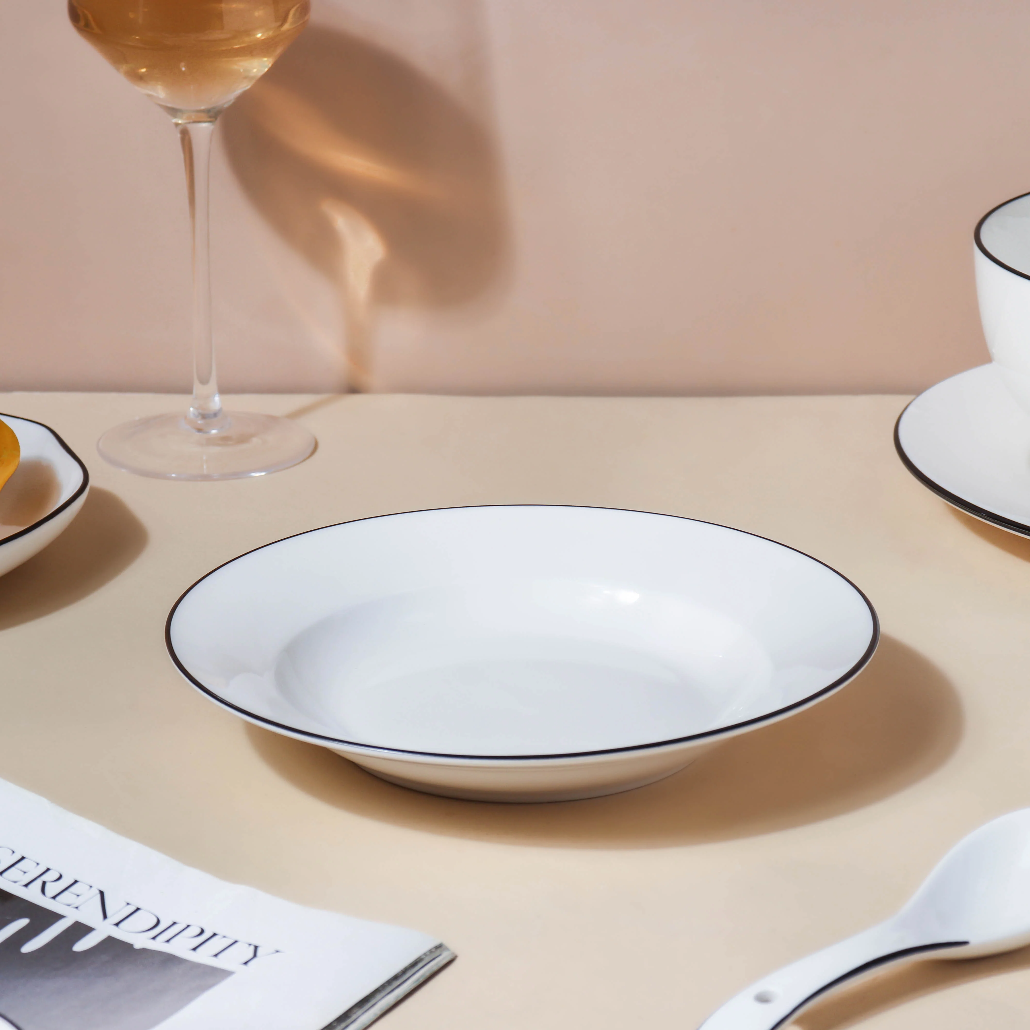 Classic White 36 Piece Dinner Set For 8 - Image 15