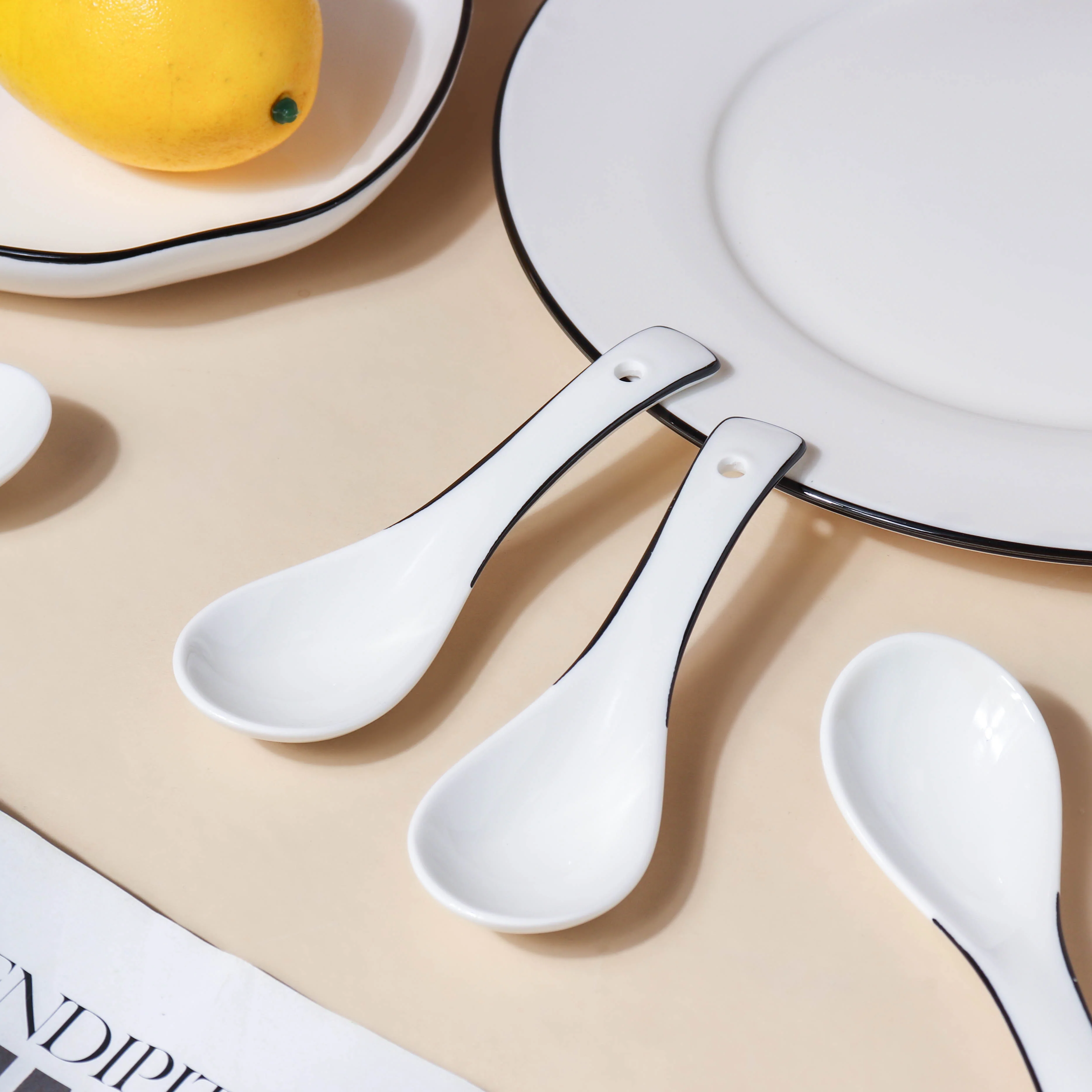 Classic White 36 Piece Dinner Set For 8 - Image 17