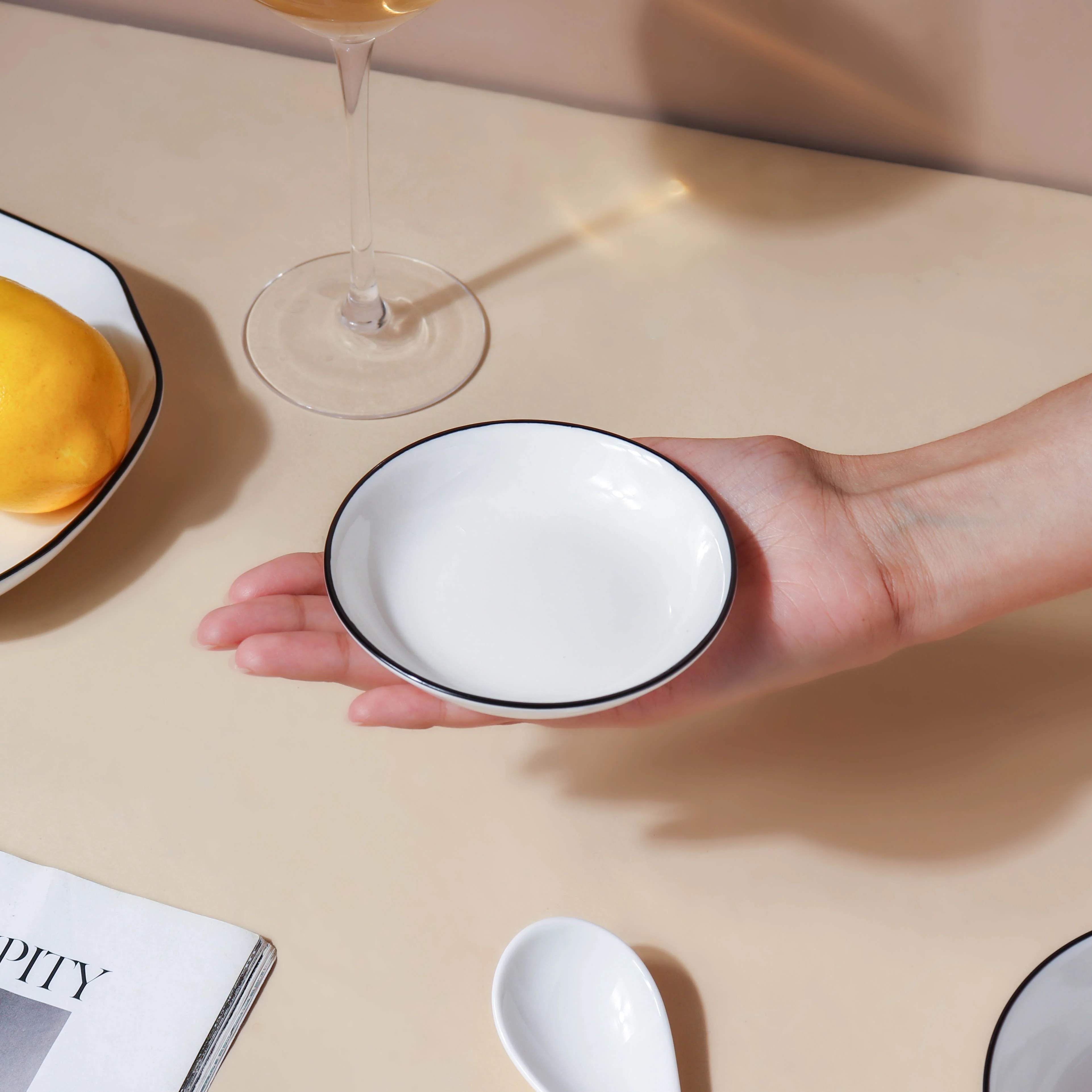 Classic White 36 Piece Dinner Set For 8 - Image 3