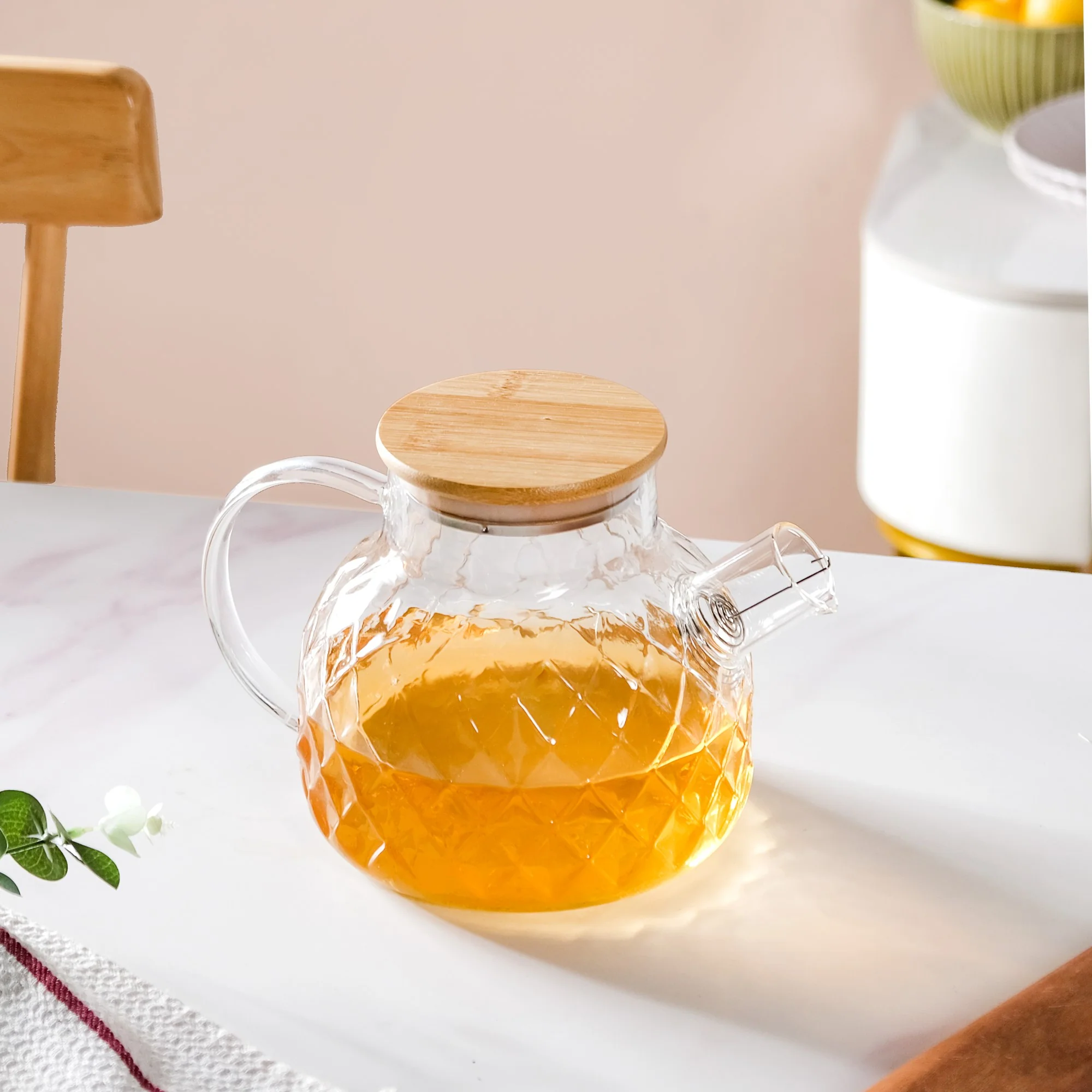 Clear Luxe Diamond Borosilicate Glass Jug 1000ml - Image 7
