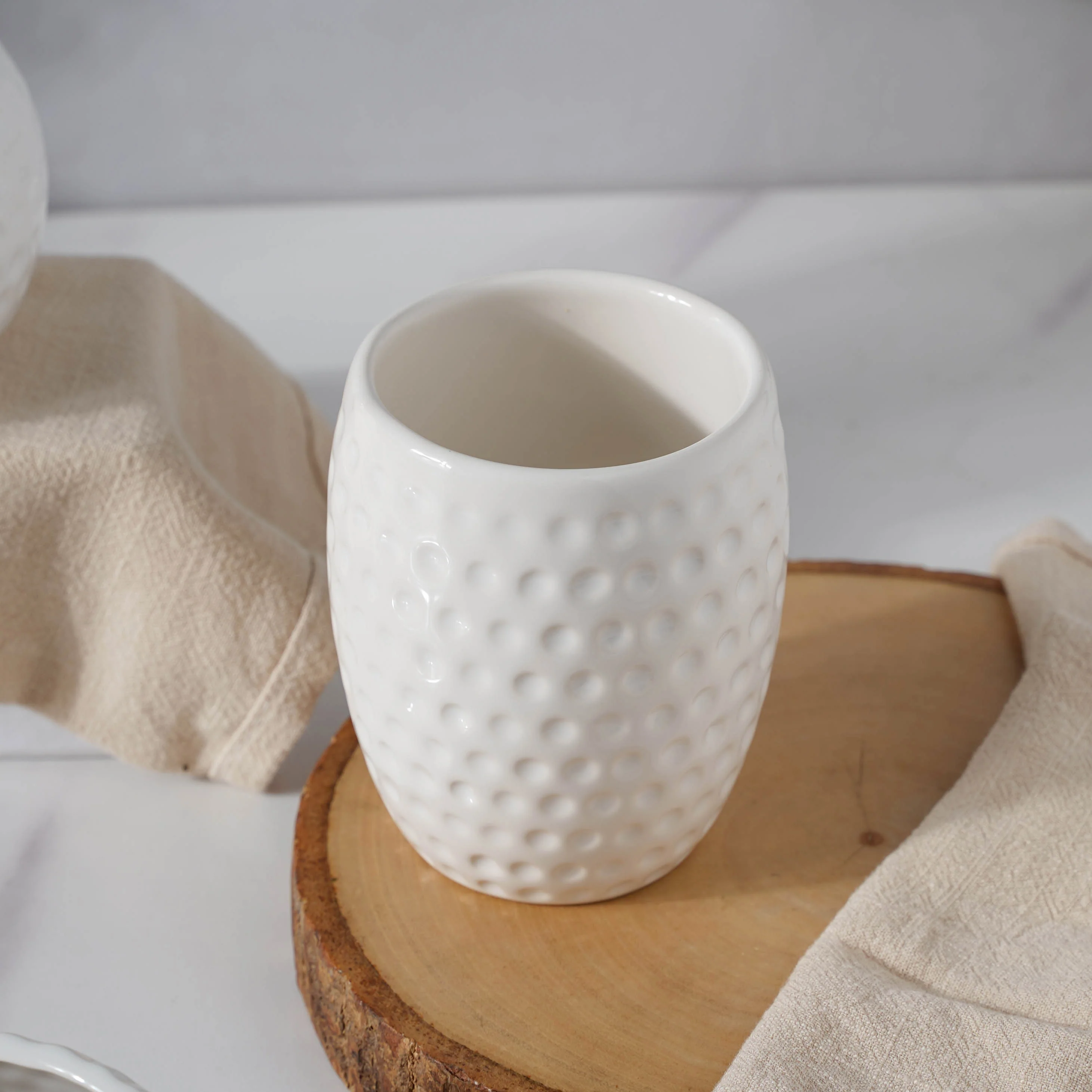 Cloudy White Fantasia Bath Set - Image 9