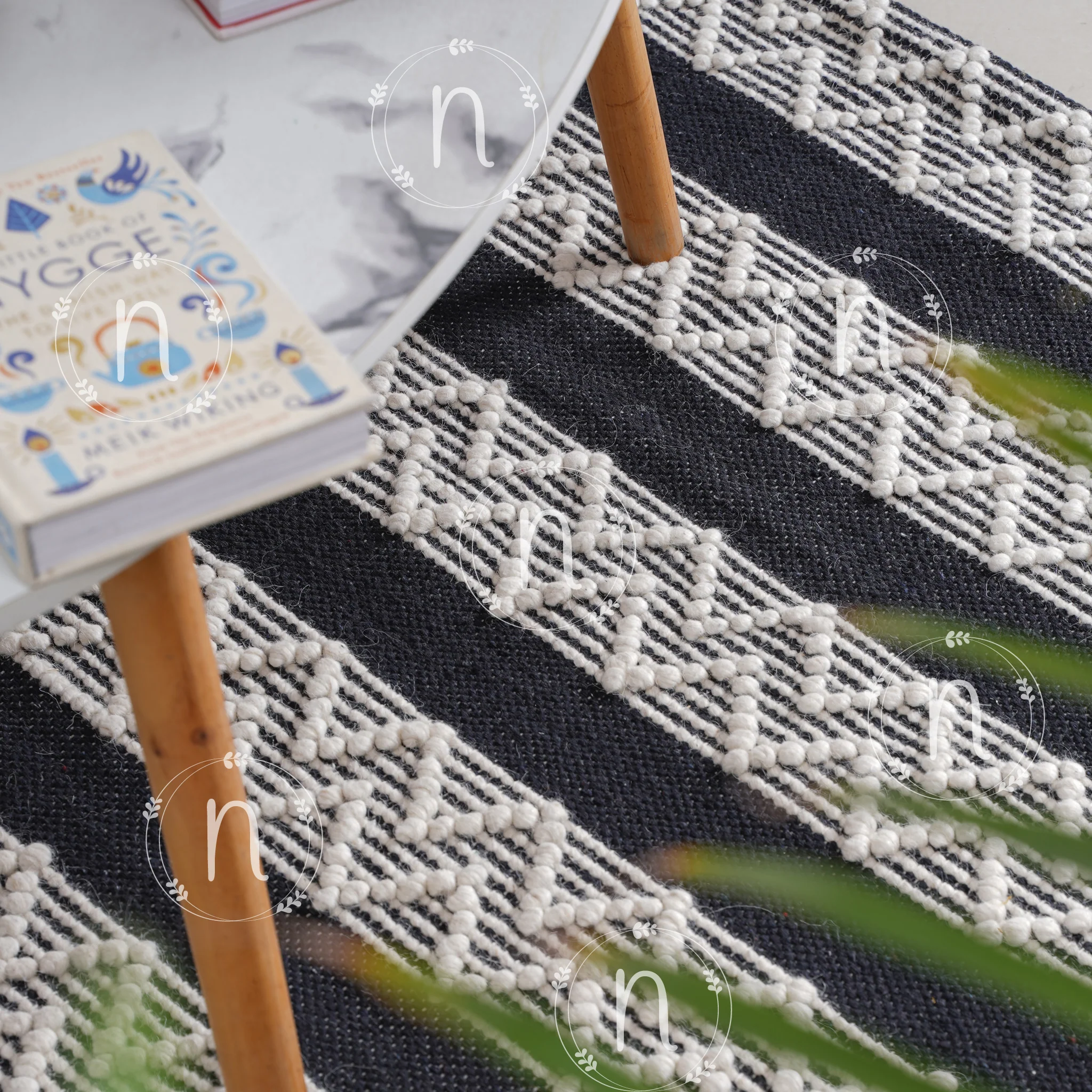 Clover Black and White Rug - Image 4