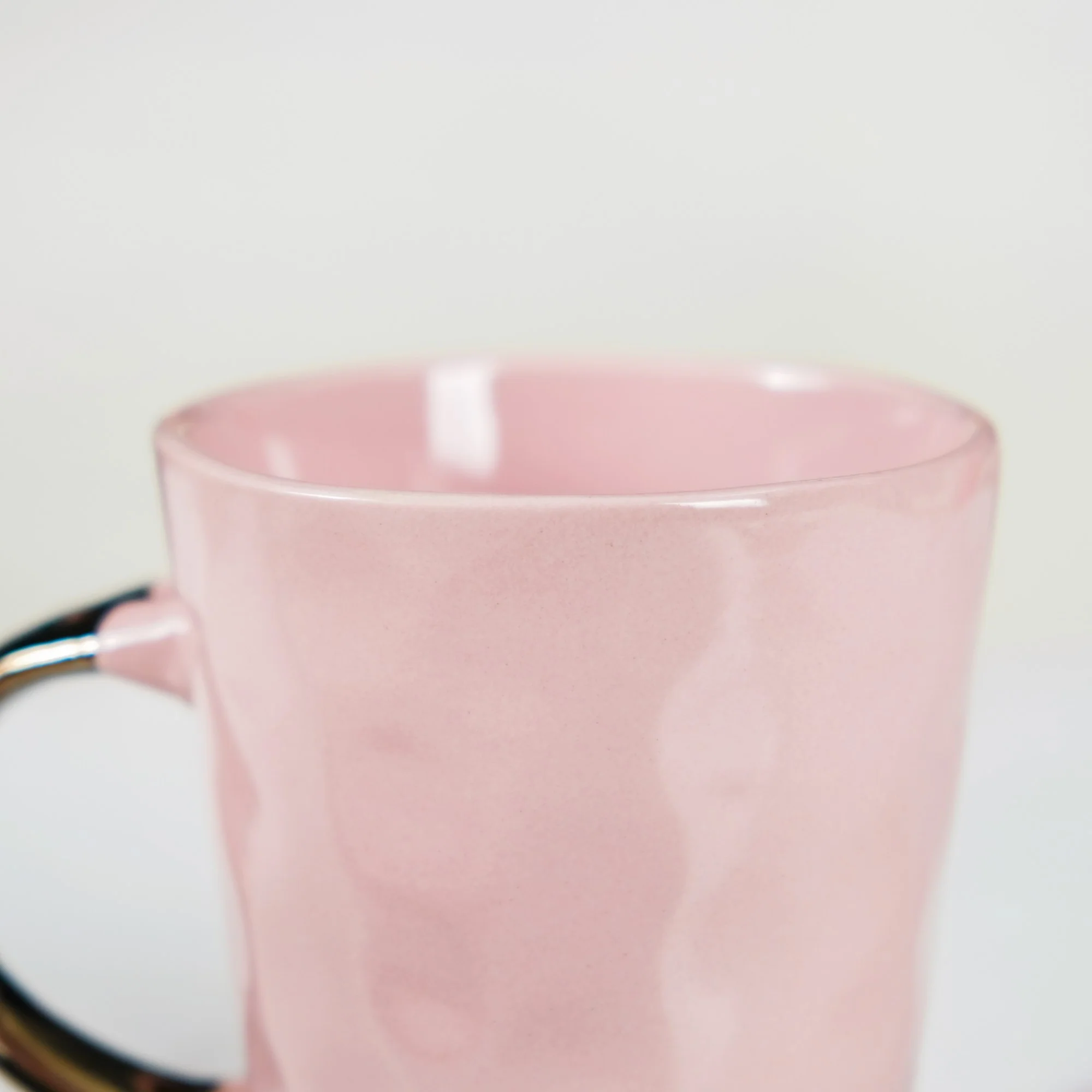 Coffee Mugs With Spoons Pink Set Of 6 350ml - Image 6