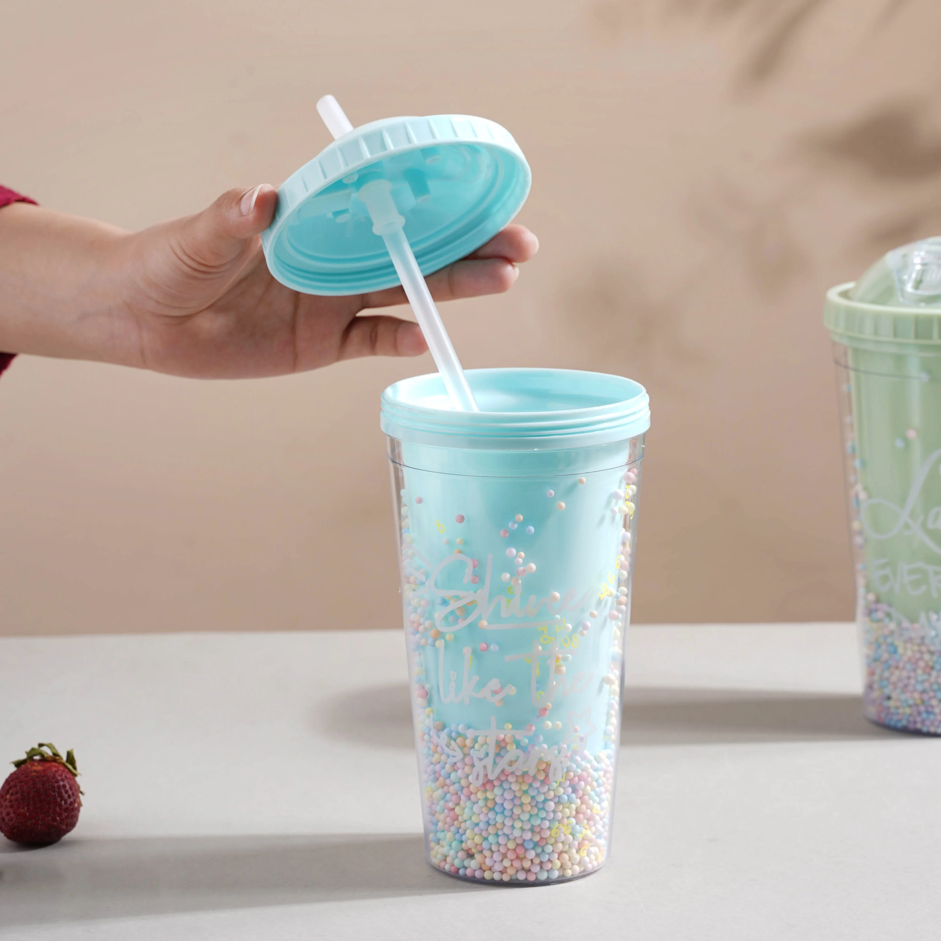 Confetti Cup and Straw - Image 12