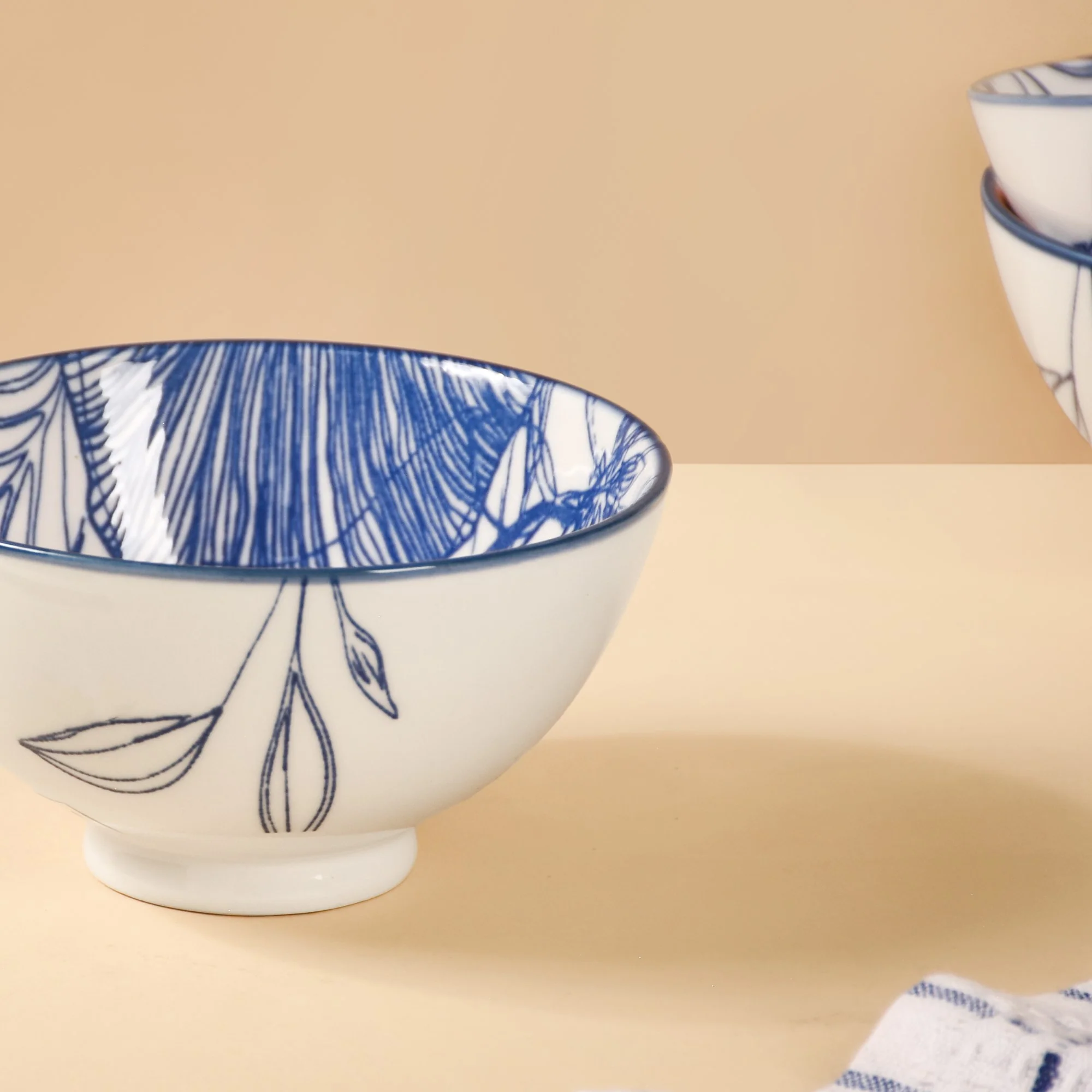 Contemporary Snack Bowls Set Of 4 300ml - Image 7