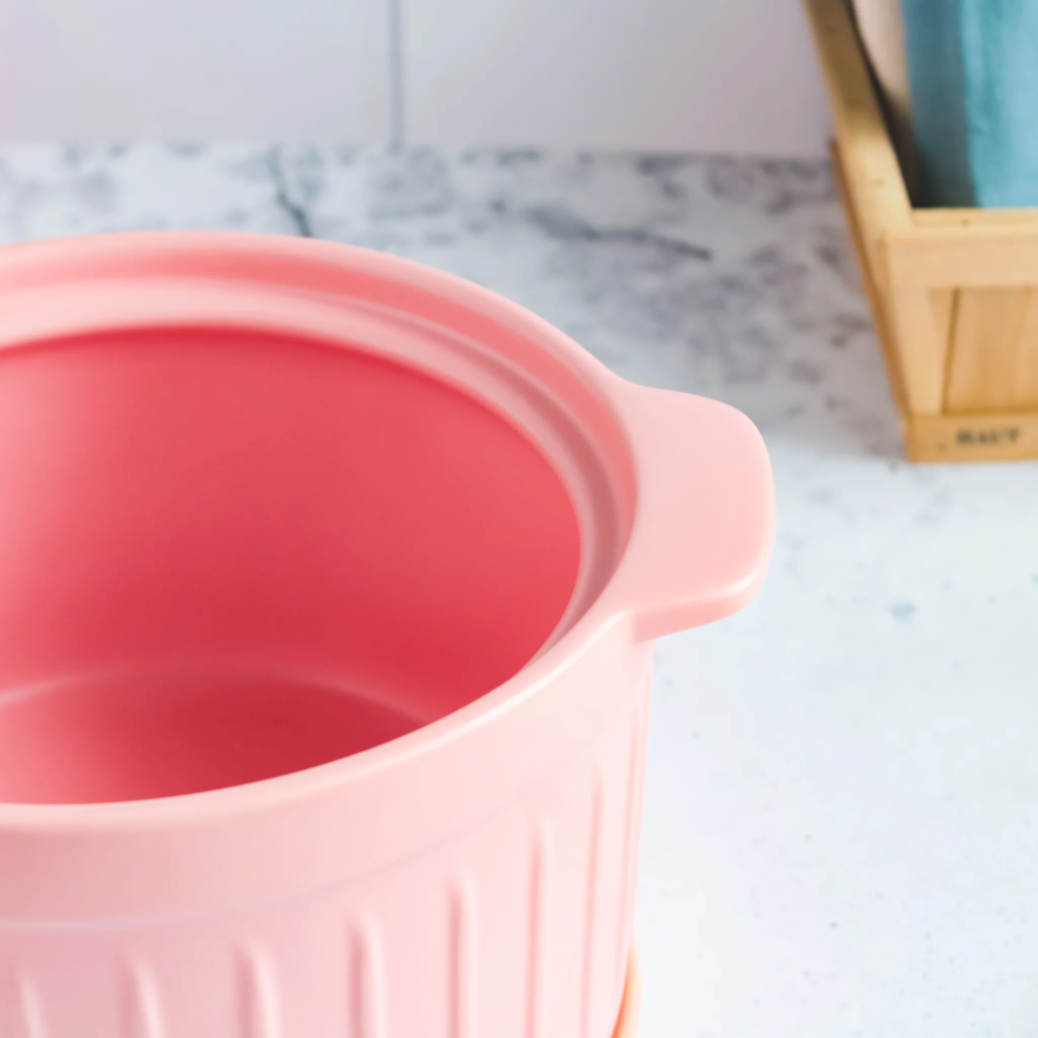Cooking Pot with Glass Lid Pink - Image 8