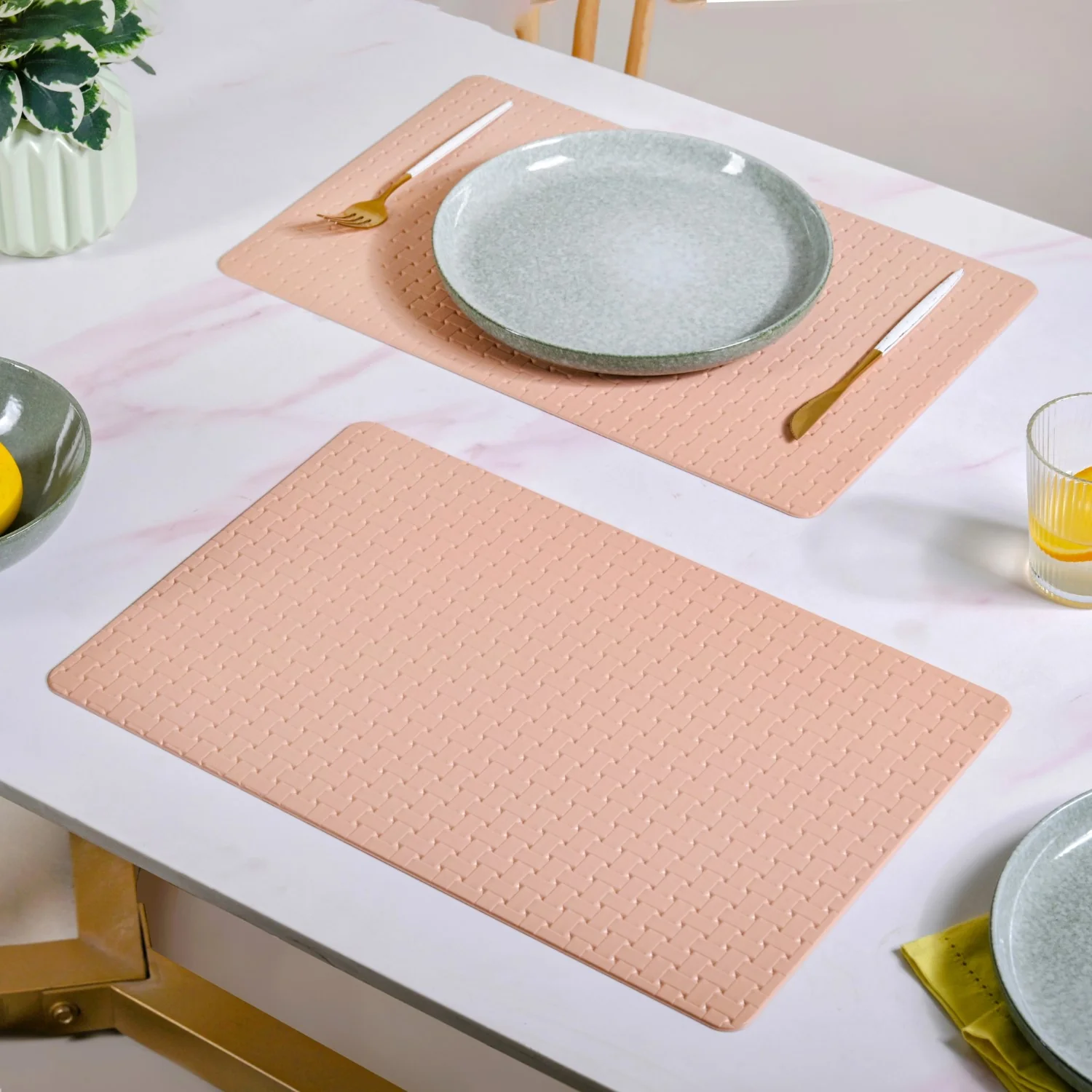Coral Peach Weave Placemat Set Of 6 - Image 3