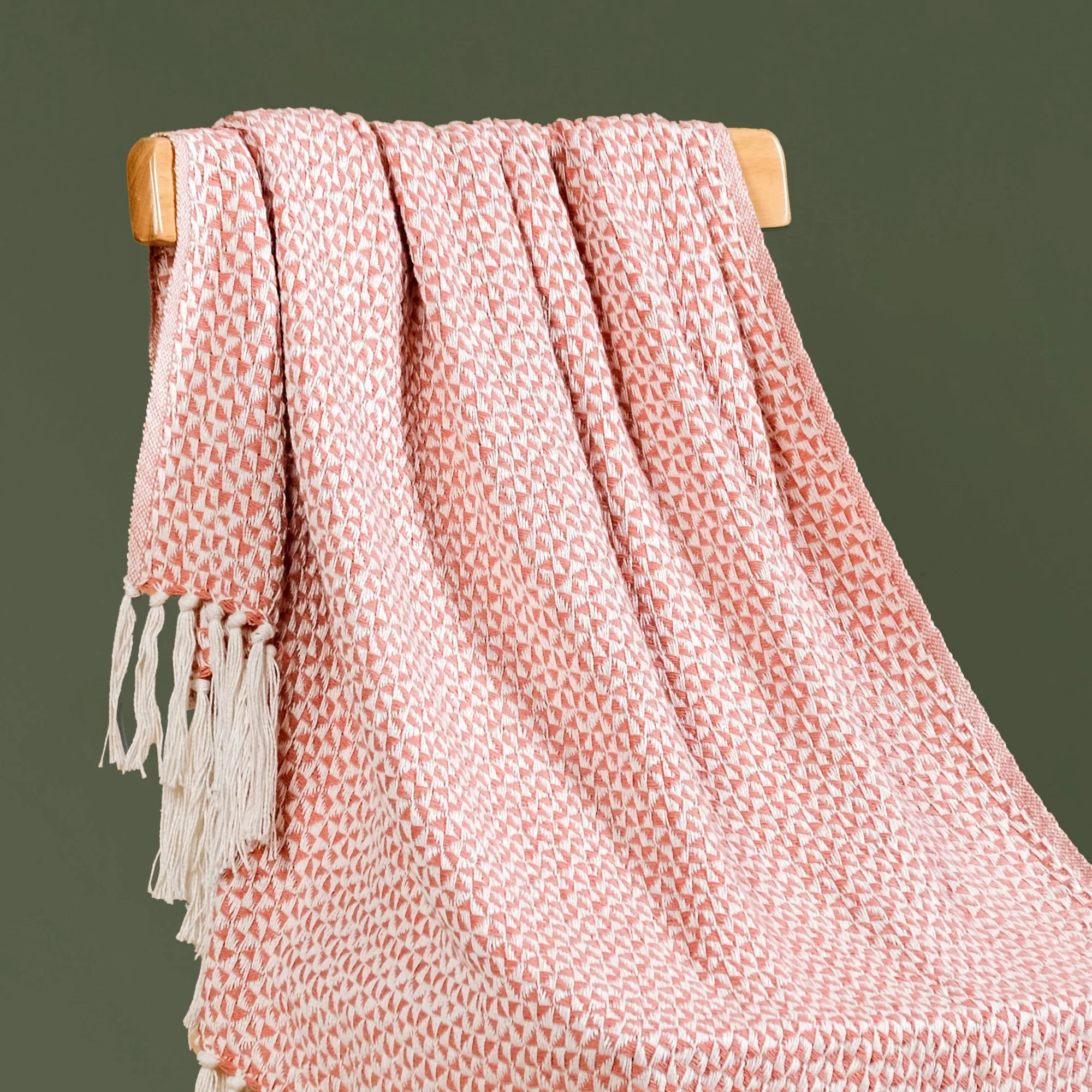 Coral Weave Pure Cotton Throw - Image 2
