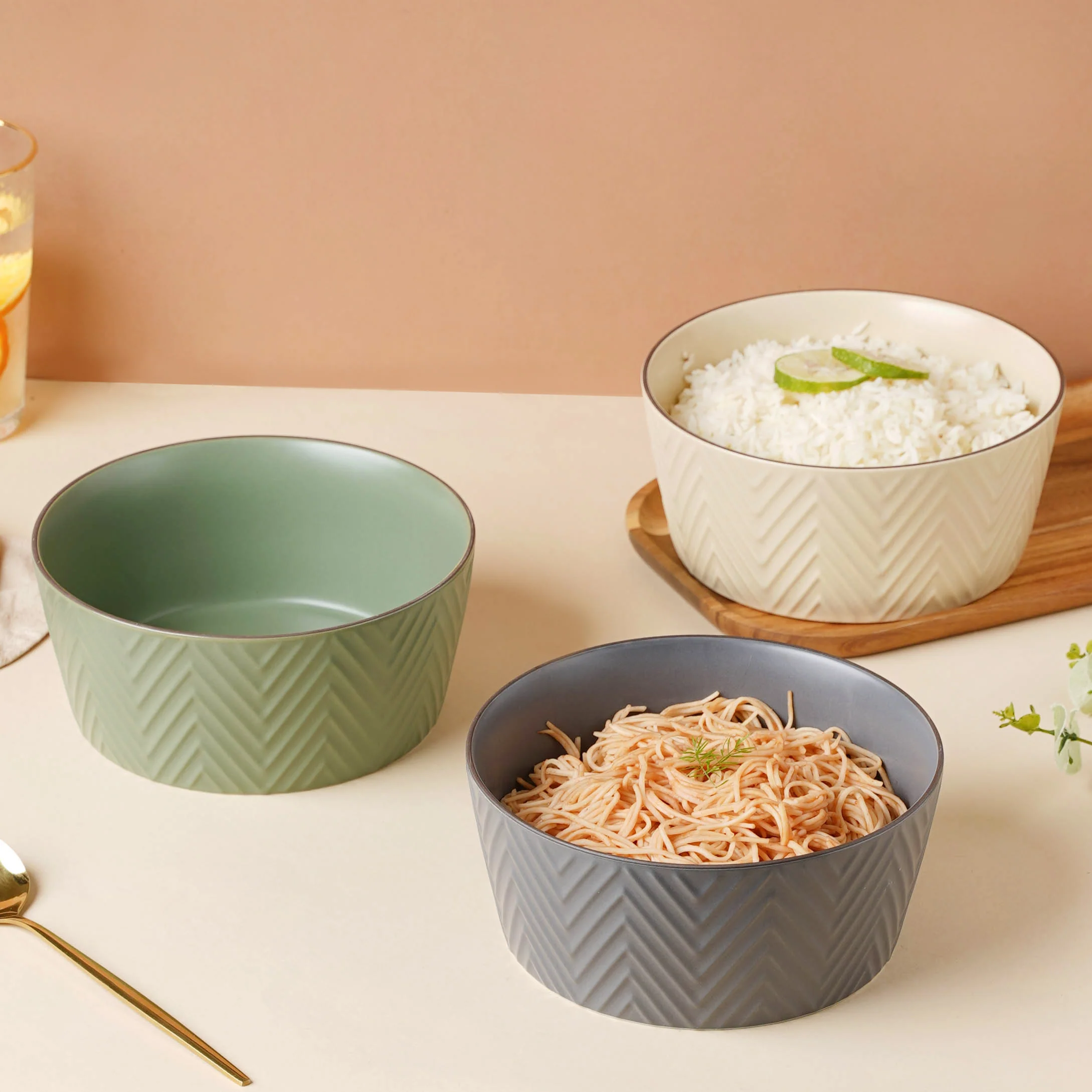 Crème De La Crème Serving Bowl - Image 7
