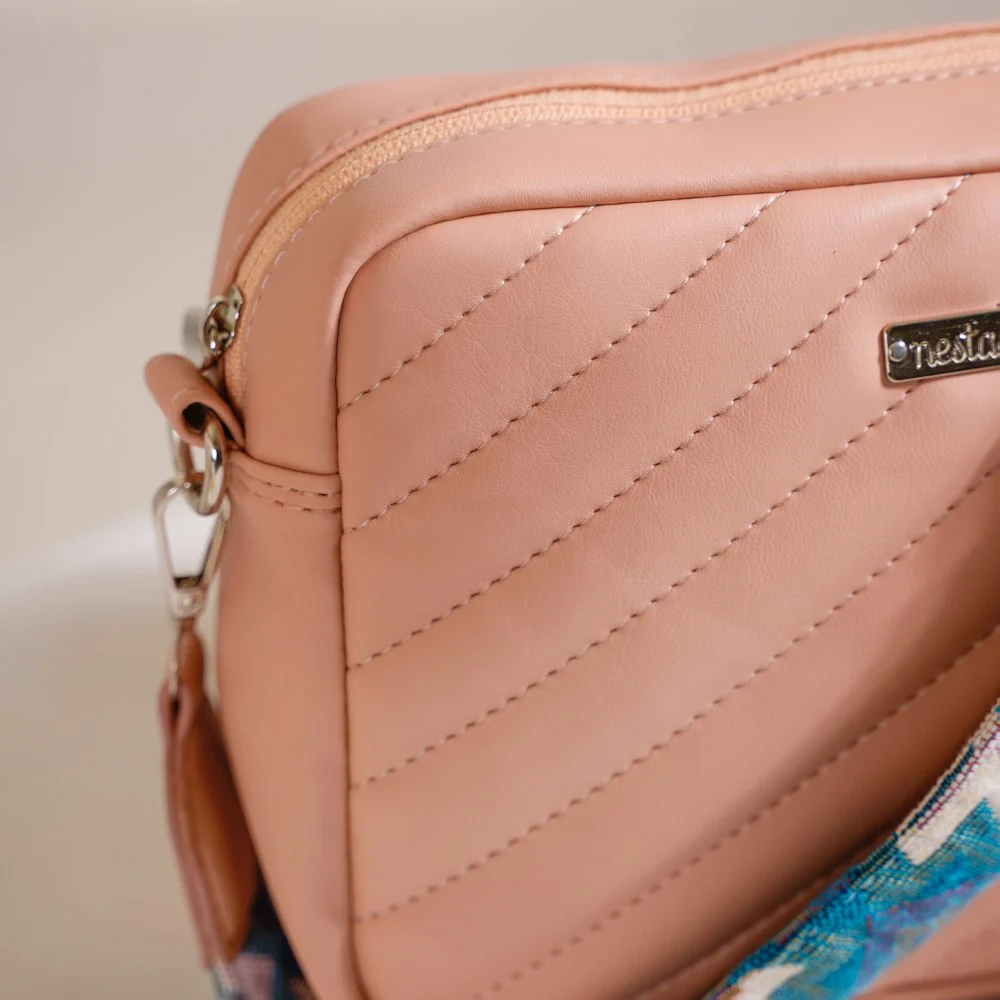 Crossbody Bag Pink - Image 4