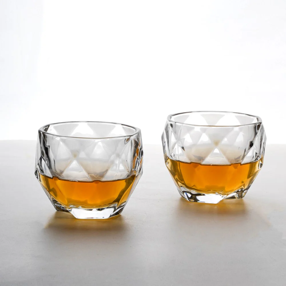 Crystal Round Diamond Textured Drinkware Set of 2 250 ml - Image 3