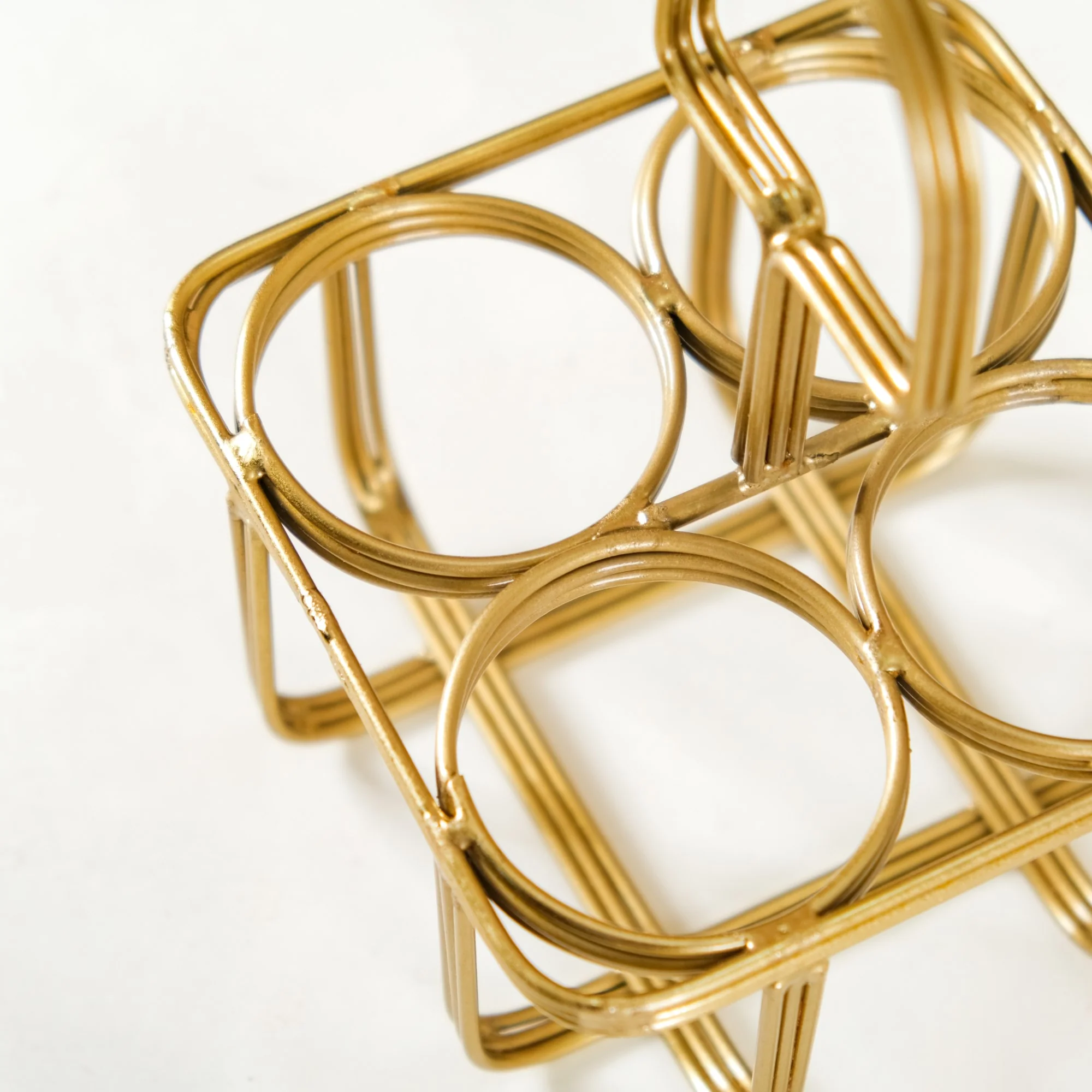 Cutting Chai Glass Set Of 4 With Gold Metal Stand - Image 12