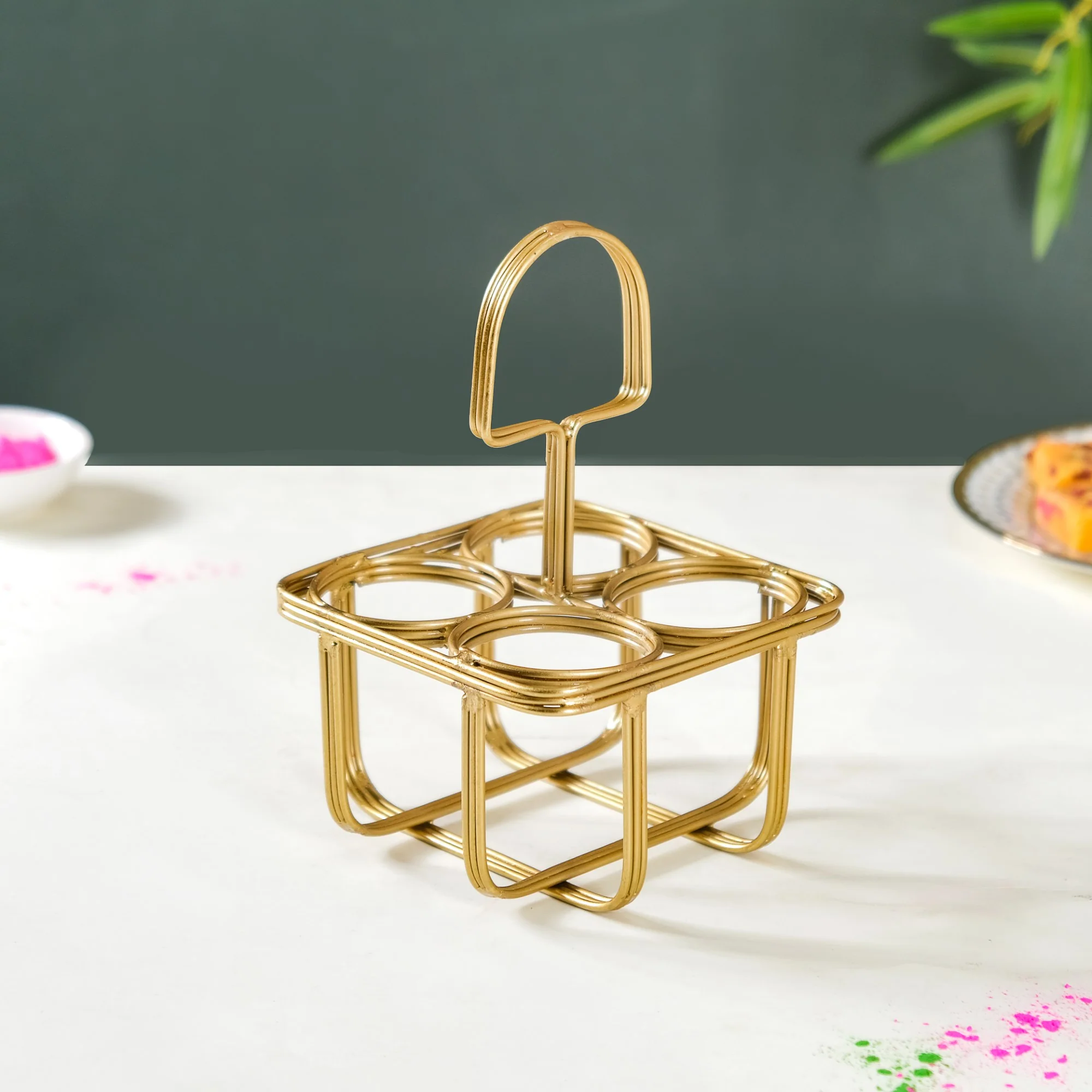 Cutting Chai Glass Set Of 4 With Gold Metal Stand - Image 3