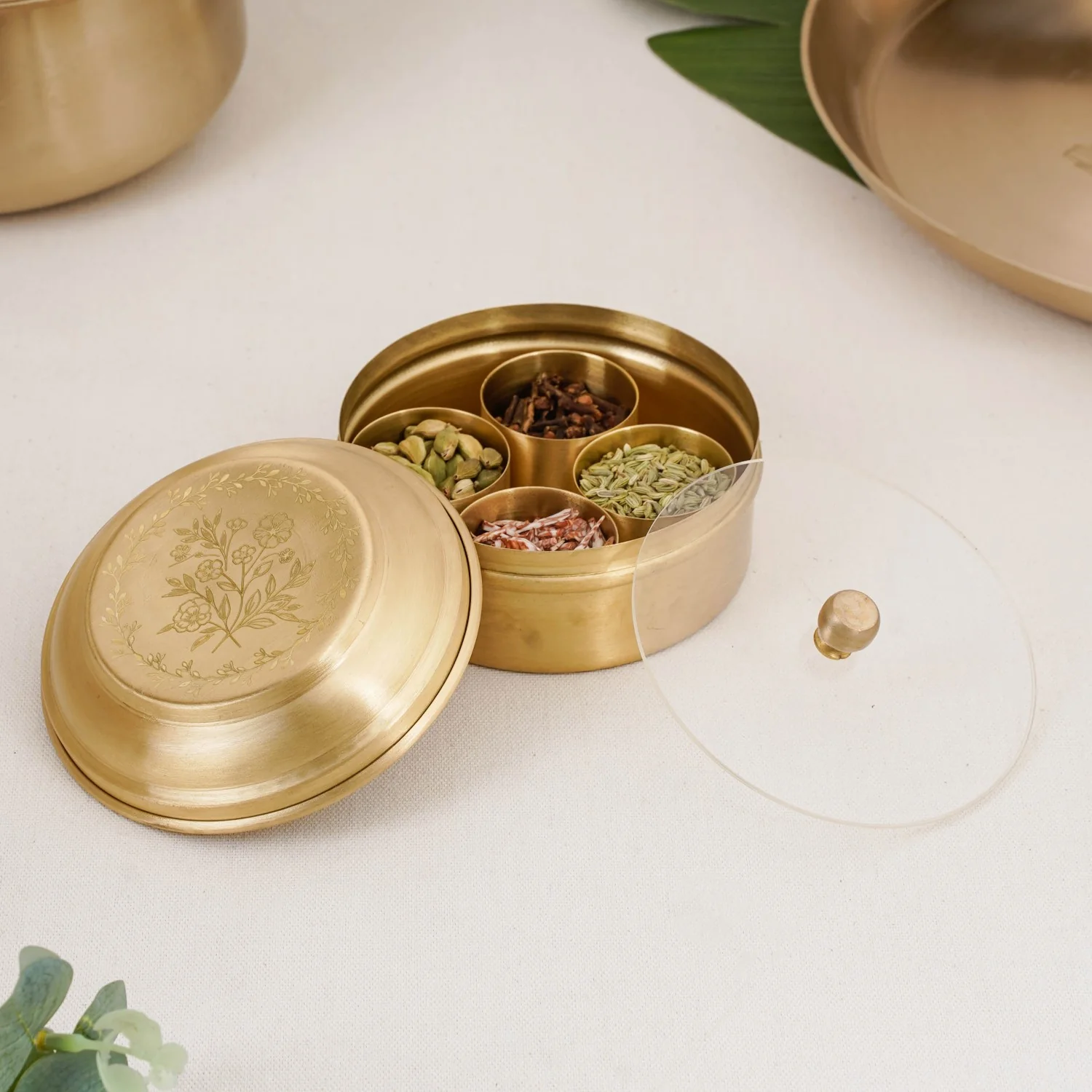 Daisy Brass Mukhwas Storage Box – Vintage Style with Secure Lid - Image 2