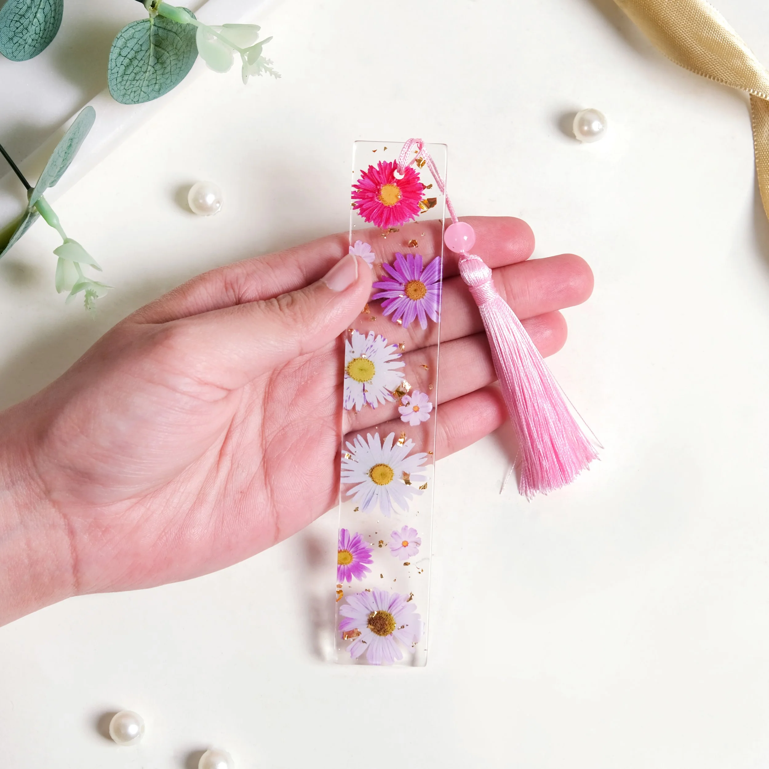 Daisy Tales Bookmark With Tassel - Image 3