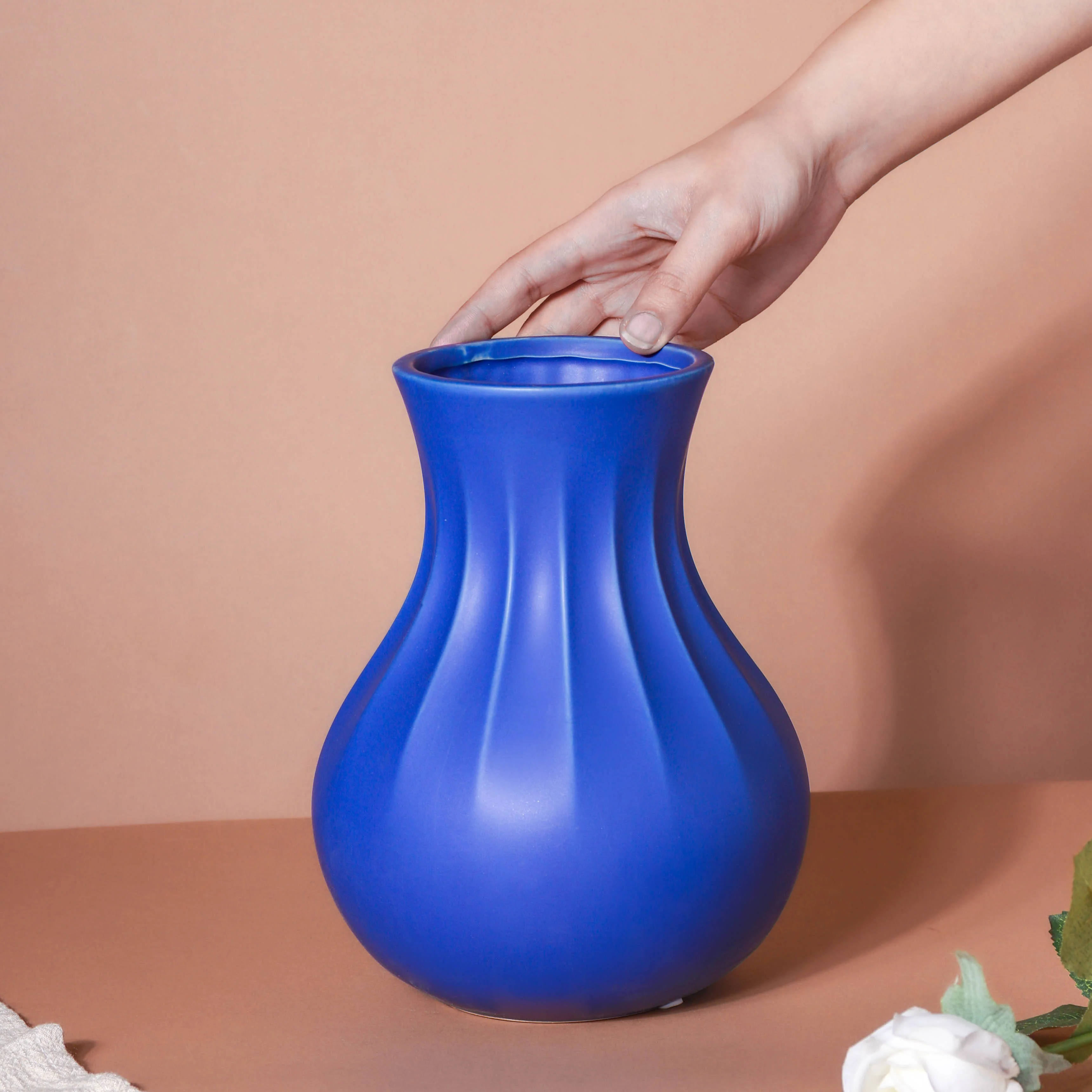 Dark Blue Vase - Image 5