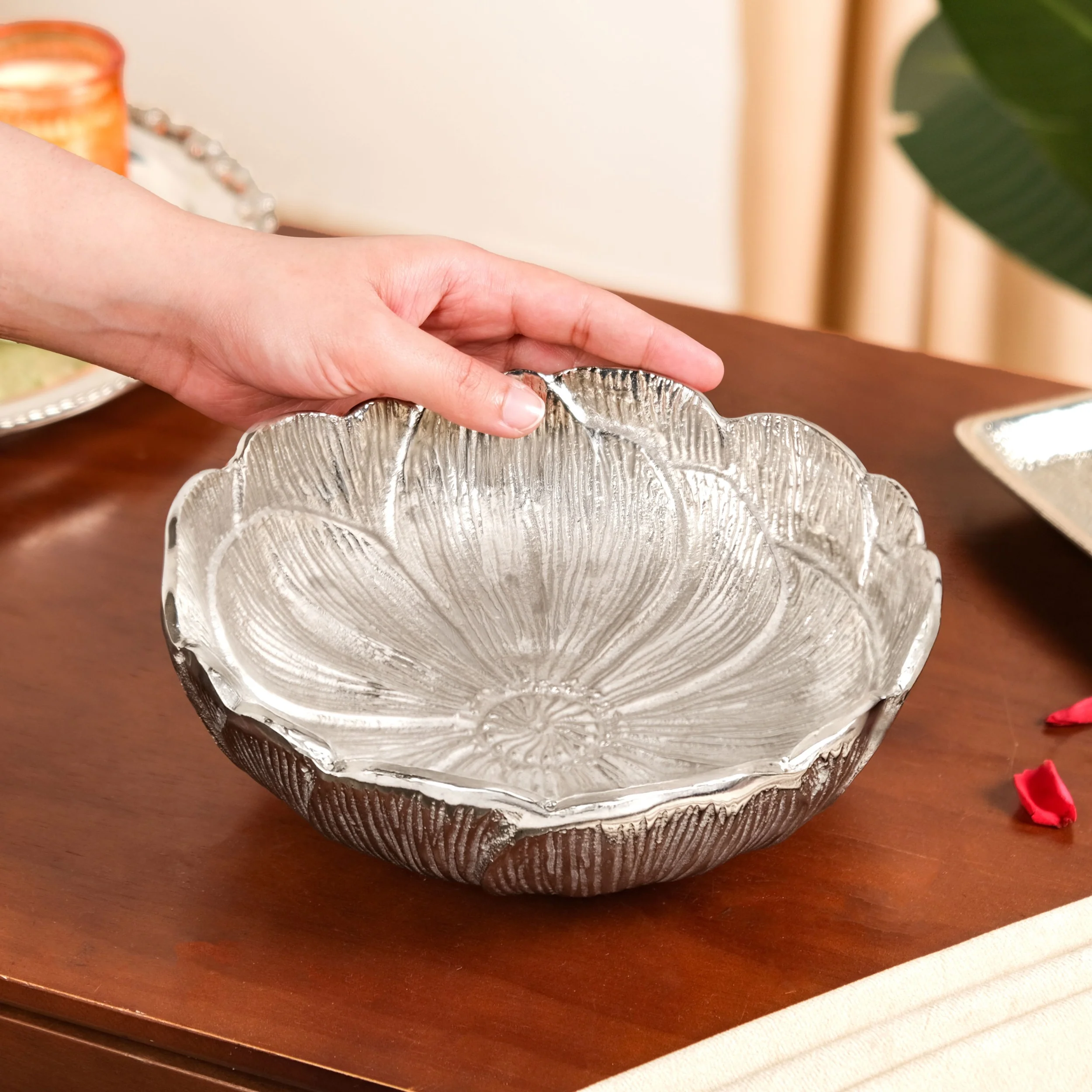Decorative Metal Flower Bowl Urli - Image 2