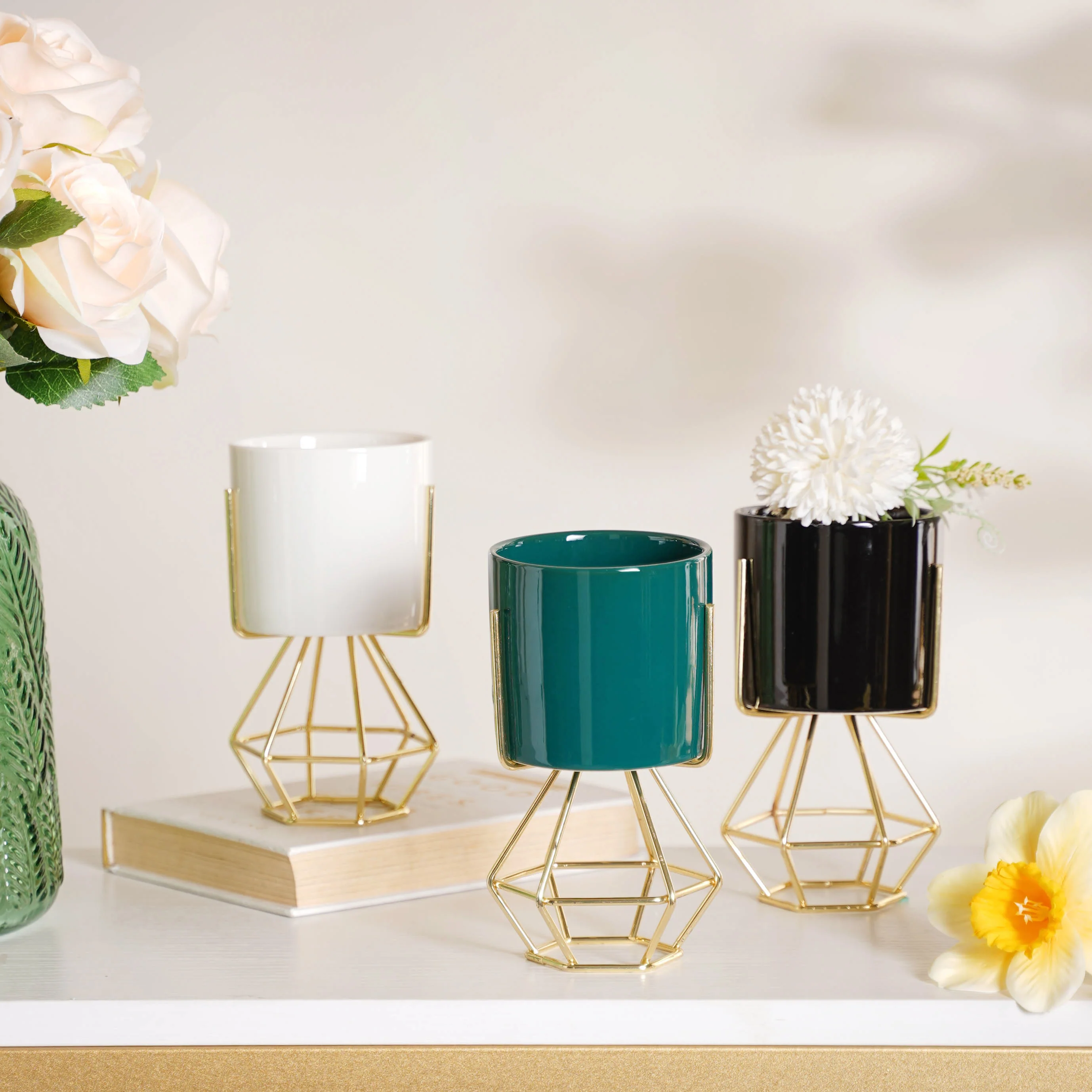 Designed Stand Cylindrical Pot - Image 4