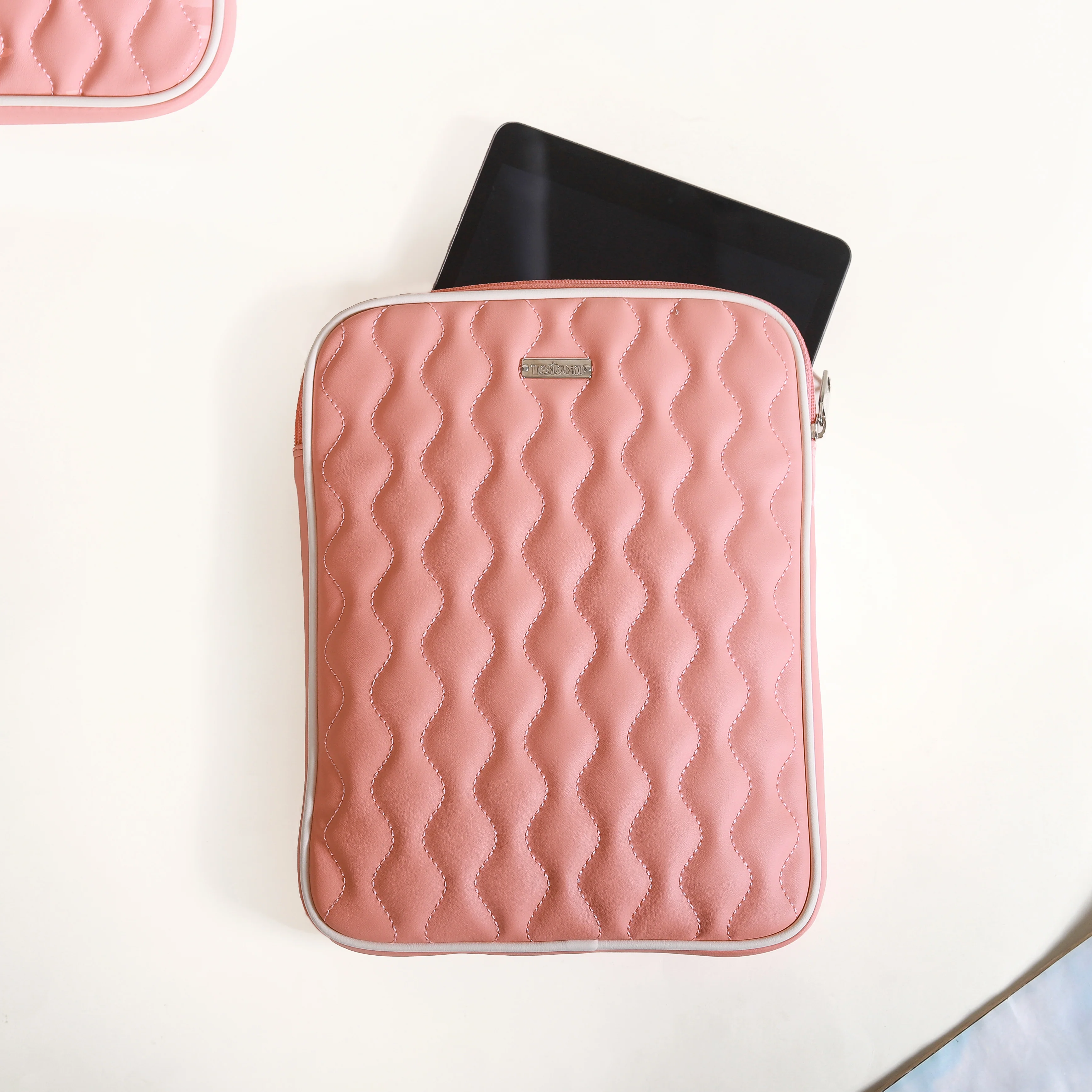 Designer iPad Cover Sleeve Pink
