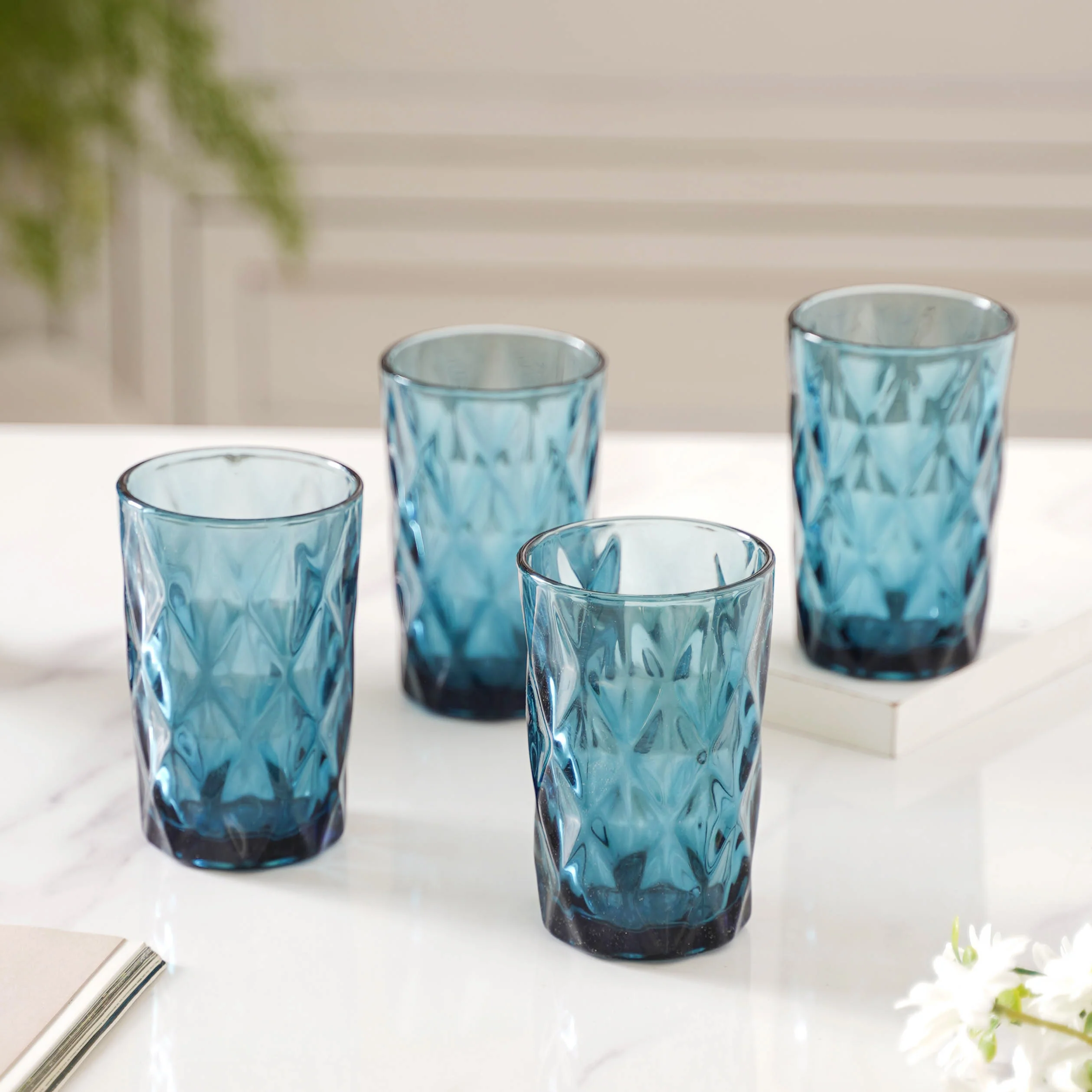 Diamond Design Glass Set of 4 - Image 8