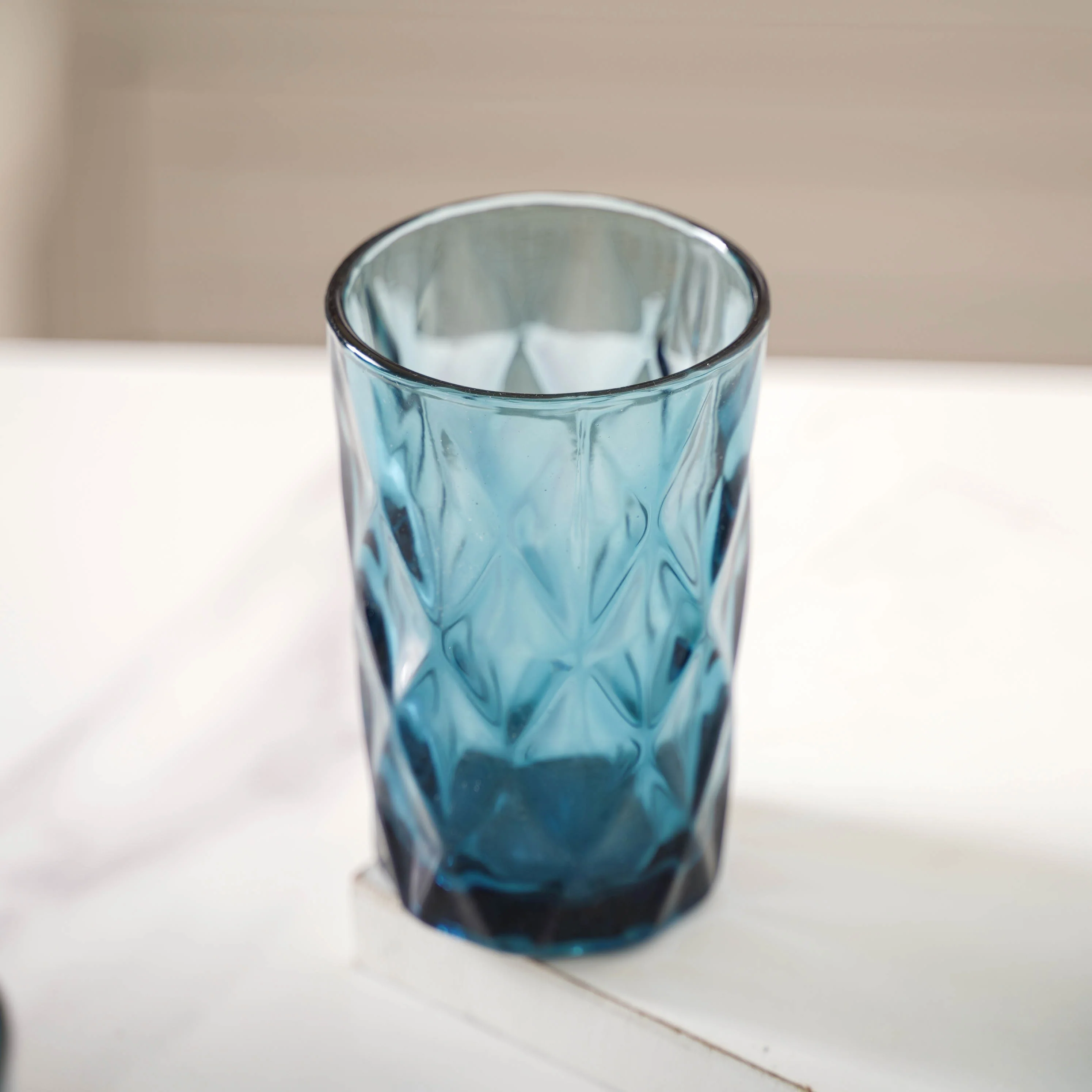 Diamond Design Glass Set of 4 - Image 9