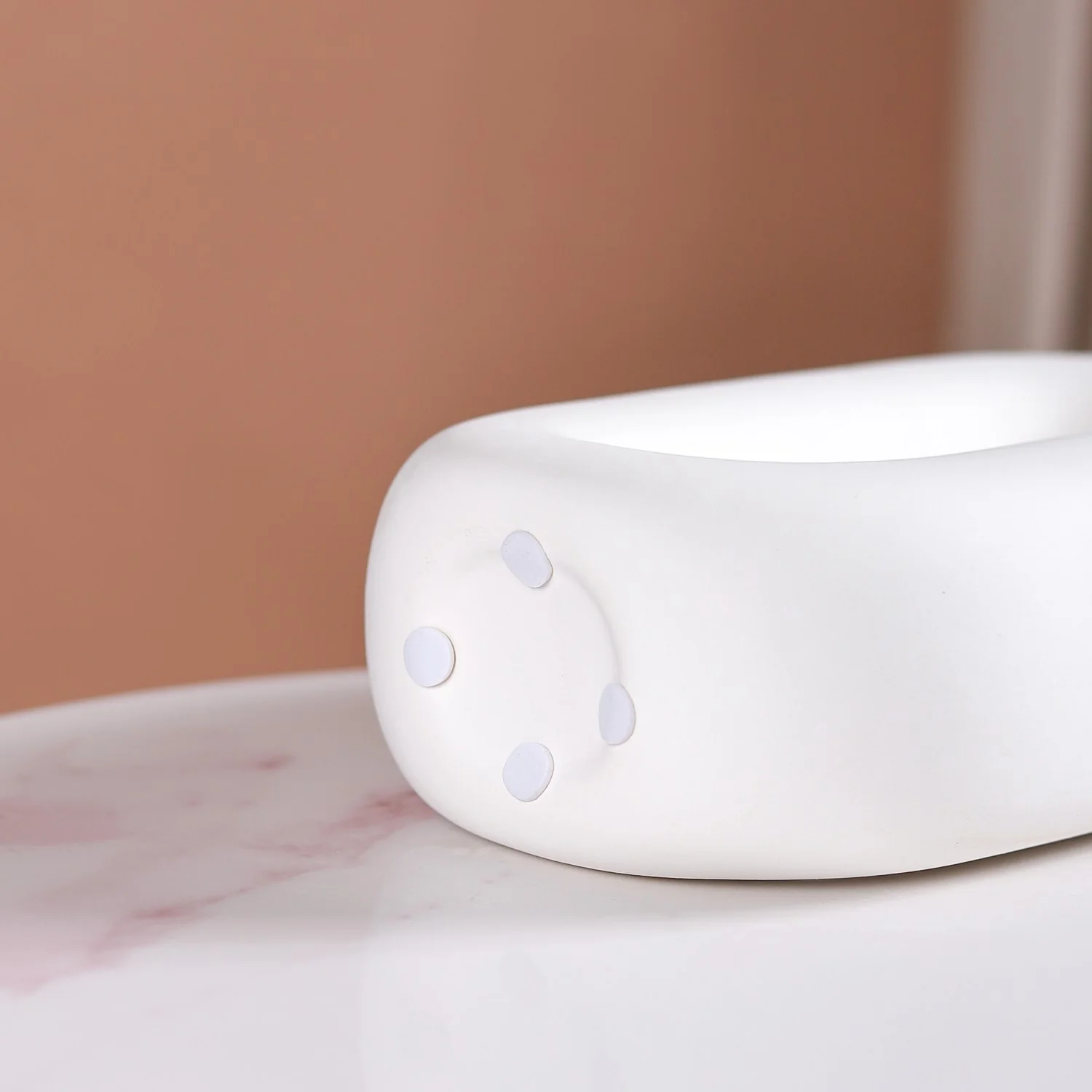 Donut Oval Ceramic Vase White - Image 11