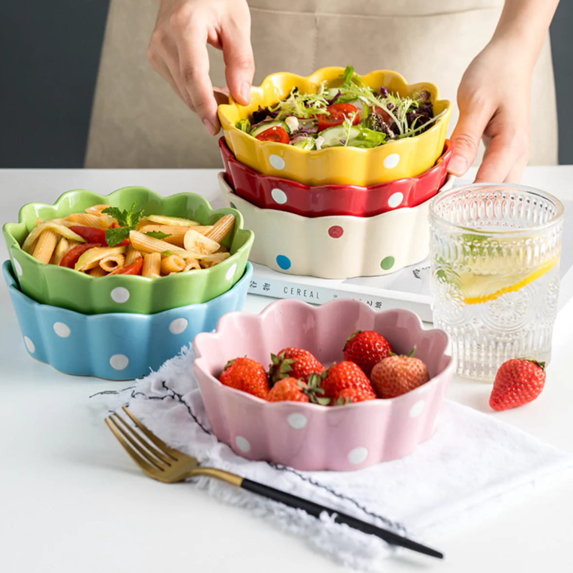 Dots Pie Dish - Image 3