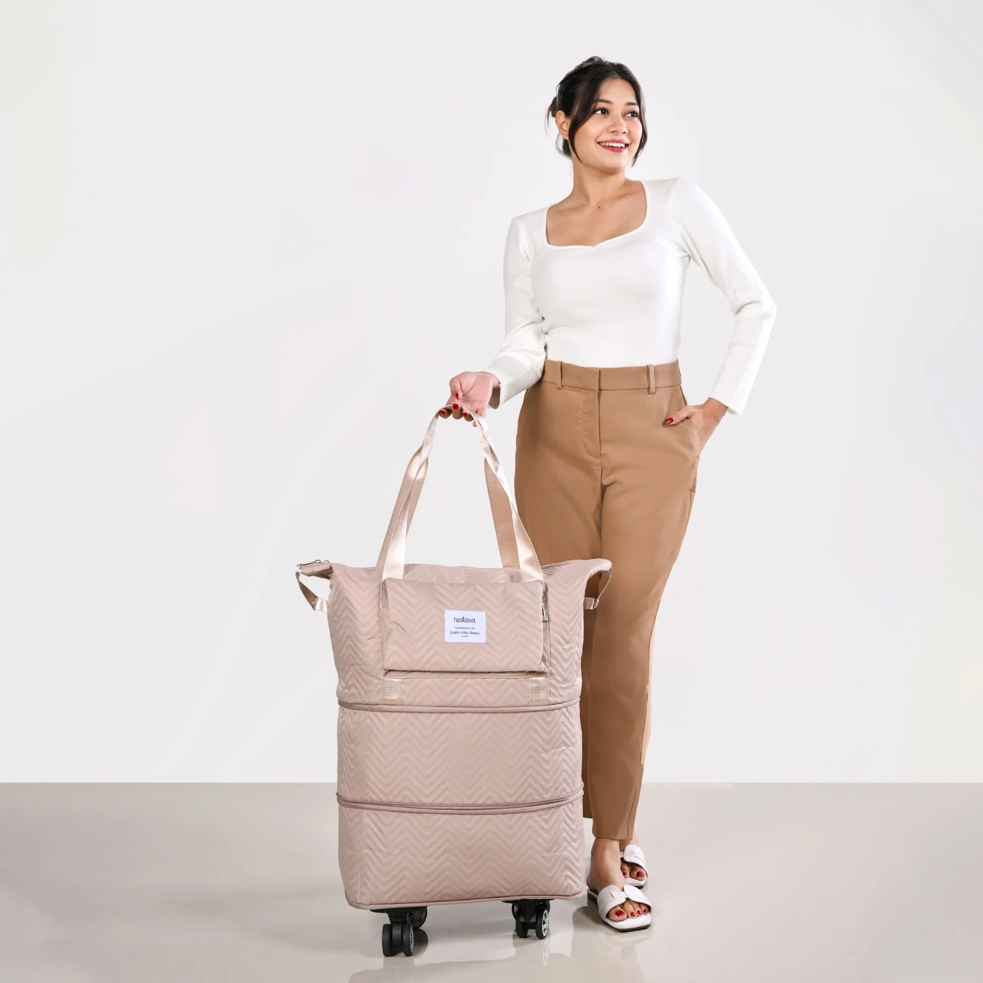 Double Expandable Movo Travel Bag With Detachable Wheels - Image 2
