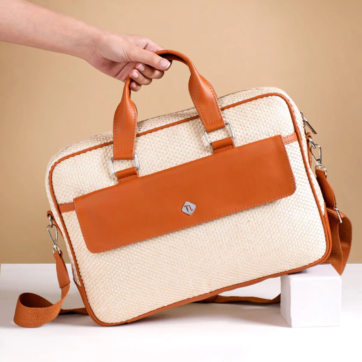 Eco Chic Laptop Bag - Image 4