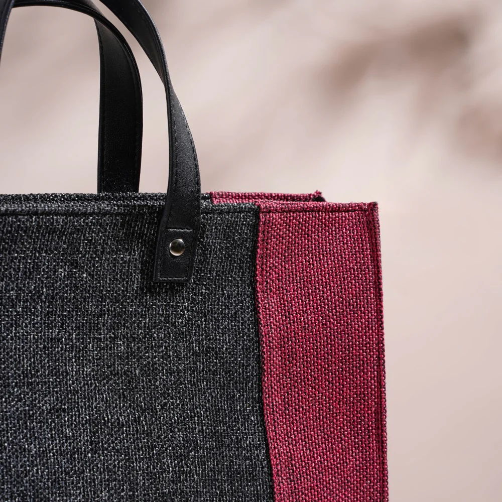 Eco Friendly Jute Lunch Bag Black And Red 15 x 10 Inch - Image 8