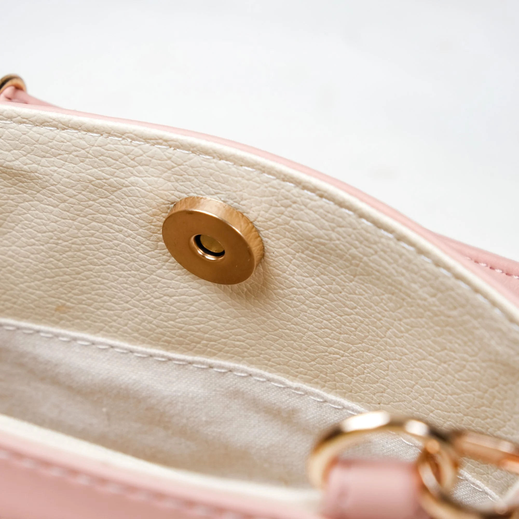 Eden Bucket Bag Pink - Image 9