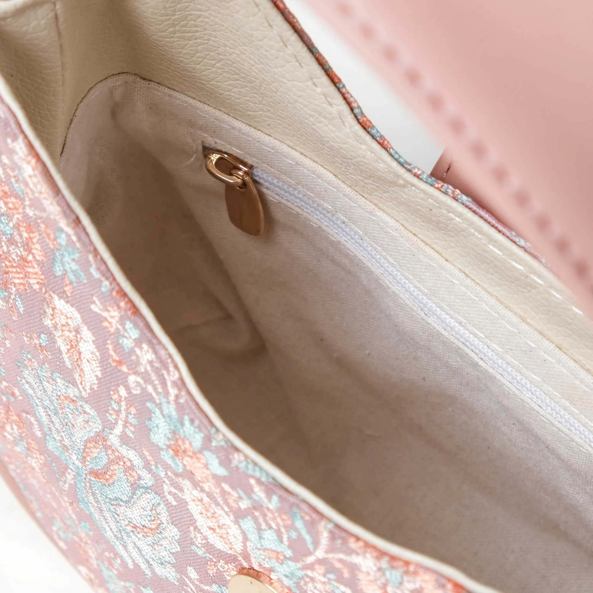 Eden Moon Handbag Pink - Image 11