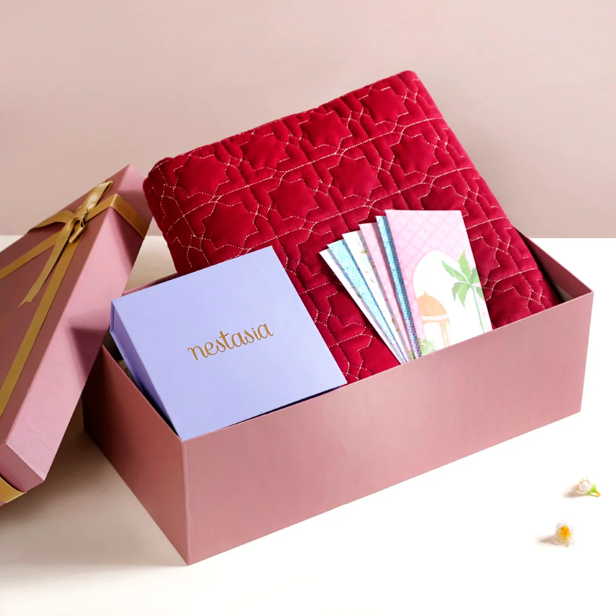 Elegant Devotional Gift Hamper Set Of 12 - Image 2