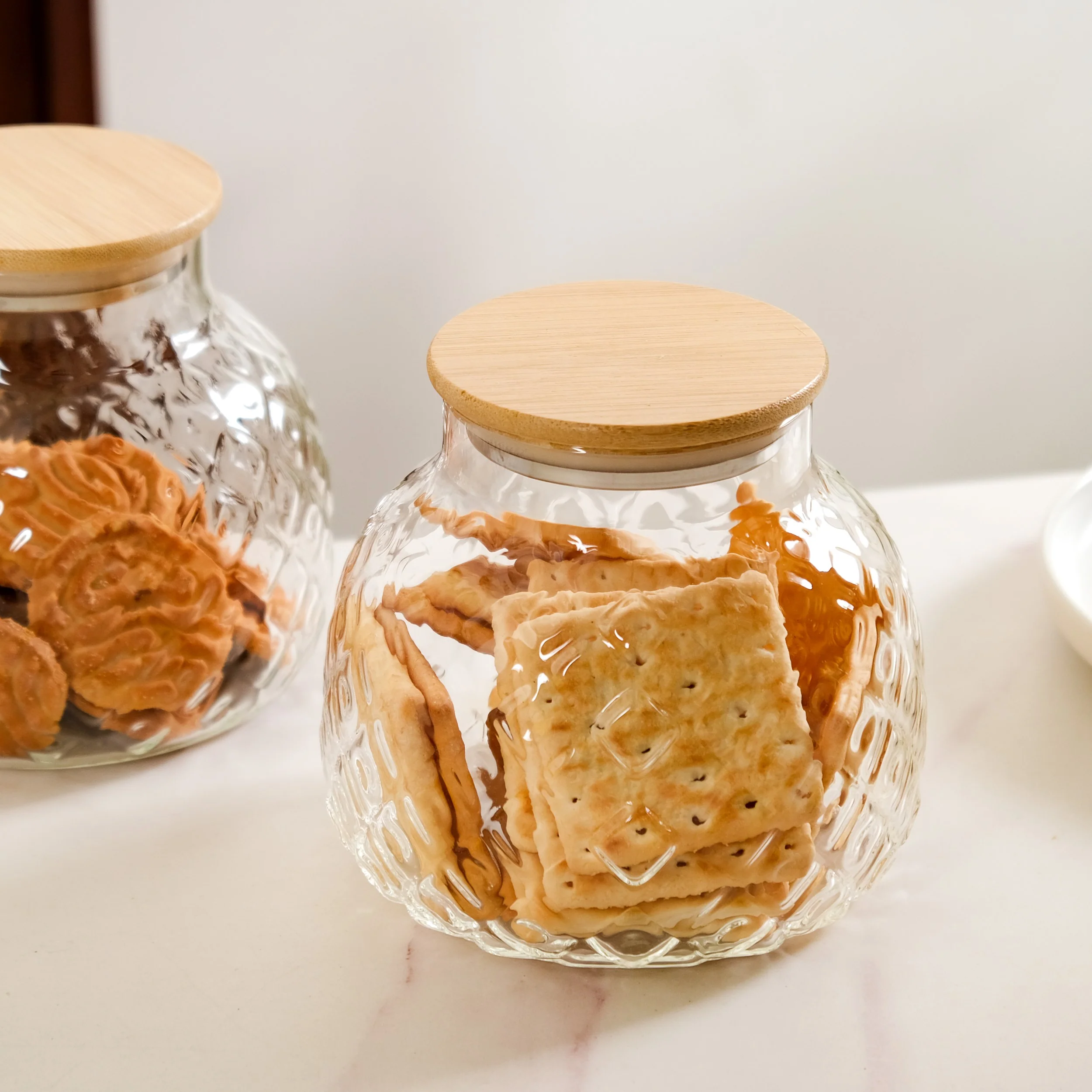 Embossed Glass Jar With Bamboo Lid Set Of 2 1200ml - Image 3