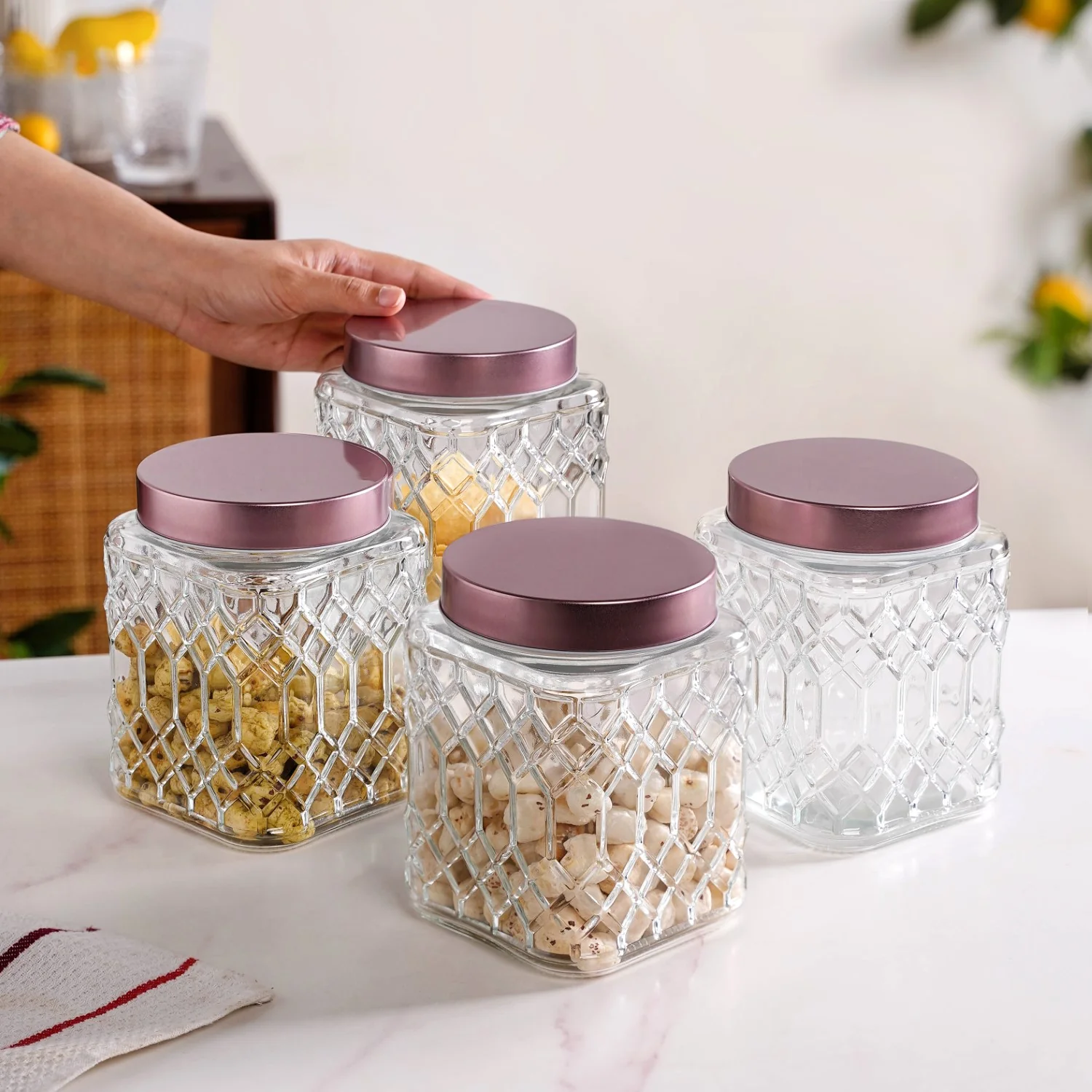 Embossed Kitchen Storage Container With Lids Set Of 4 1300ml - Image 2