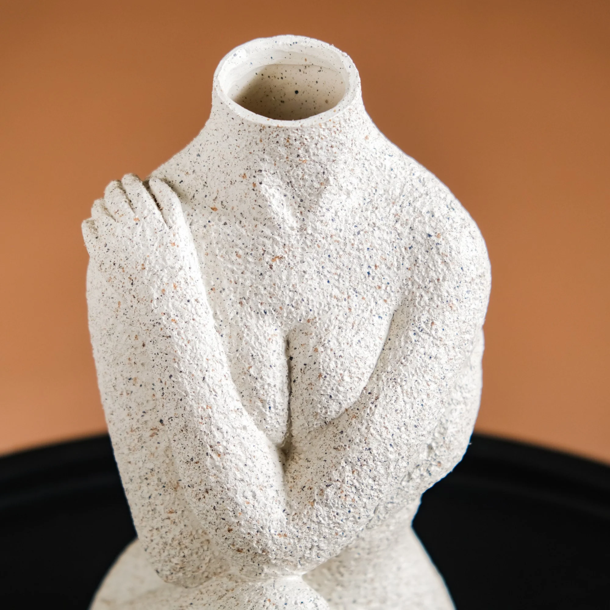 Embrace Vase Showpiece - Image 6