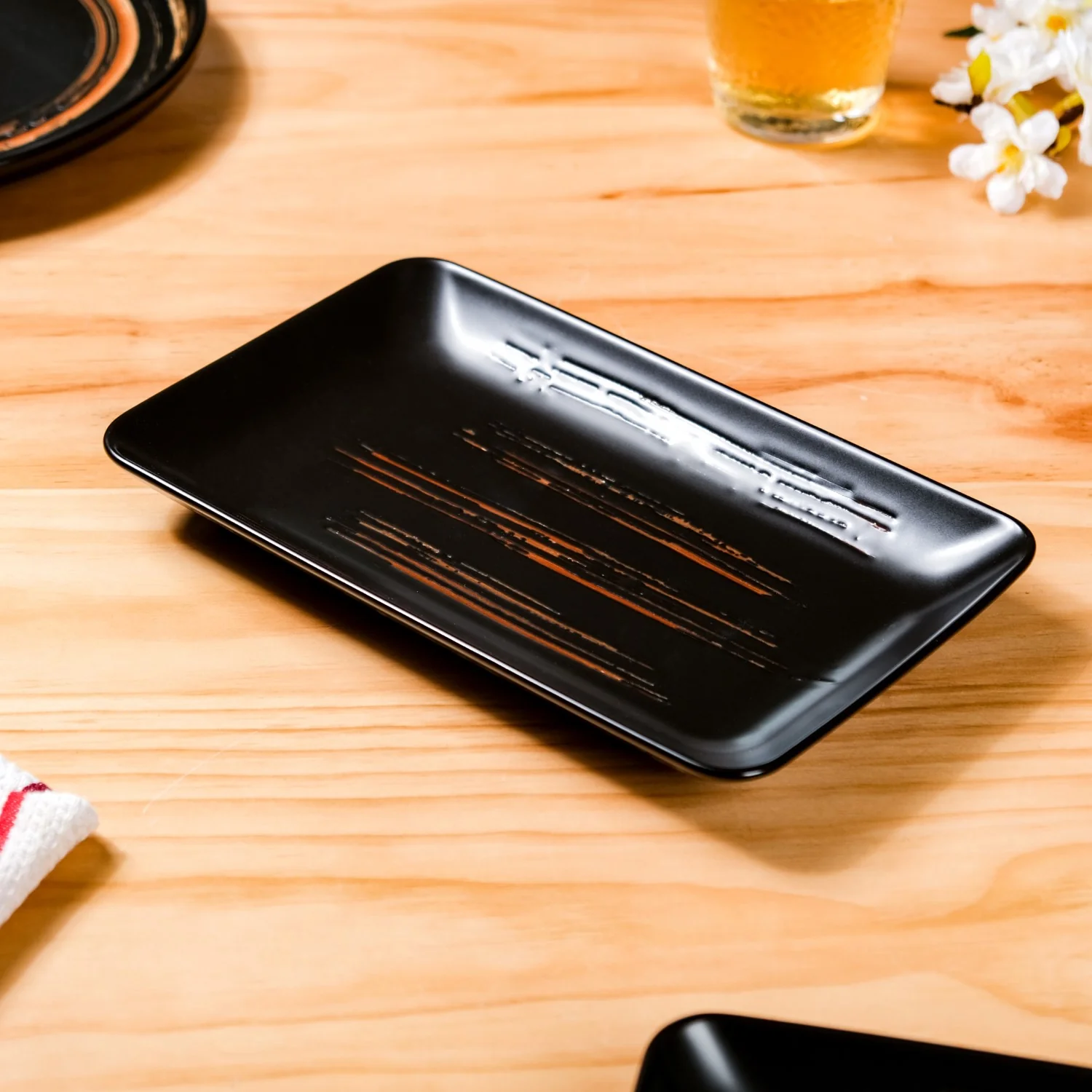 Exotic Brushstroke Platter Large Black Set Of 2 10 Inch - Image 8