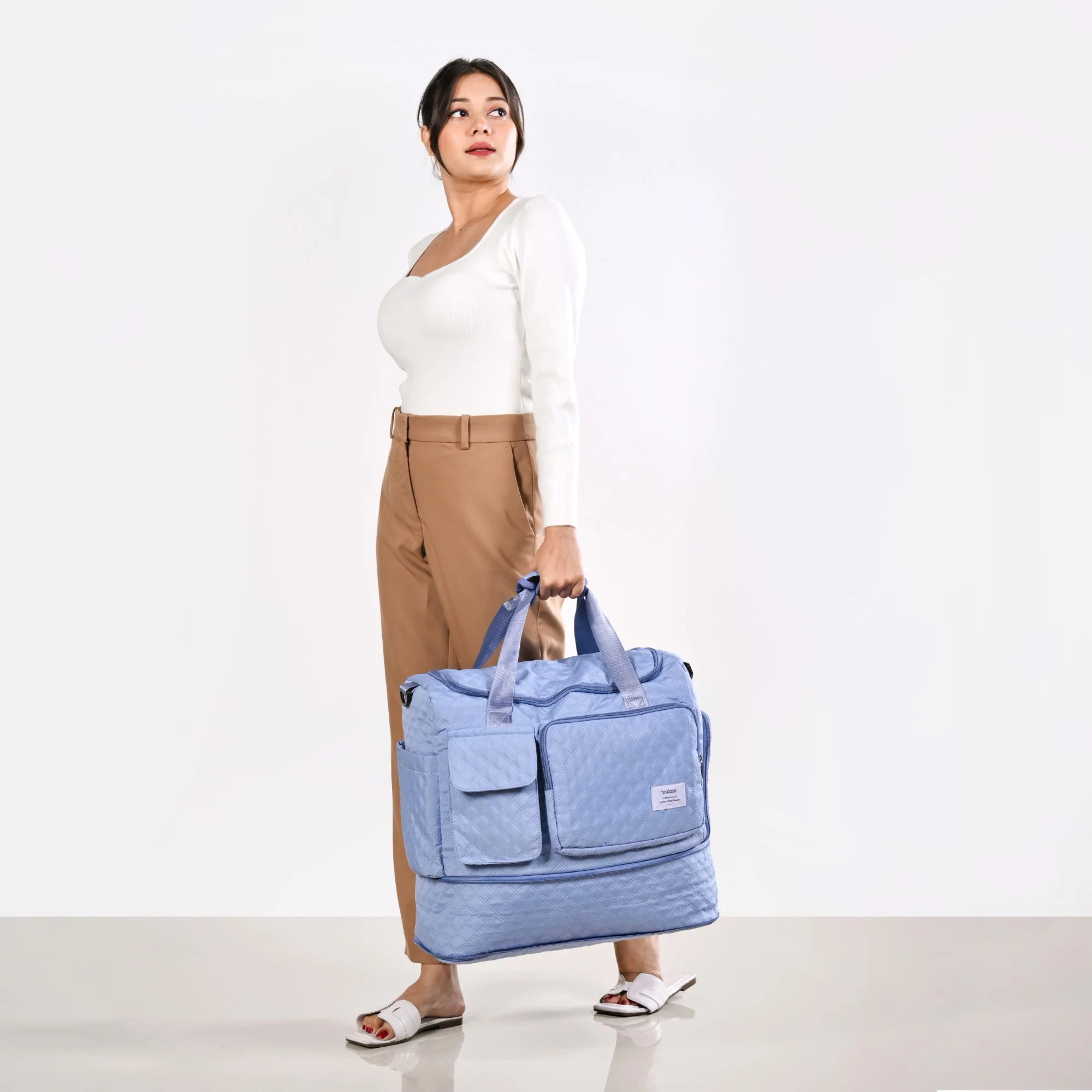 Expandable Dova Travel Duffle Bag - Image 7