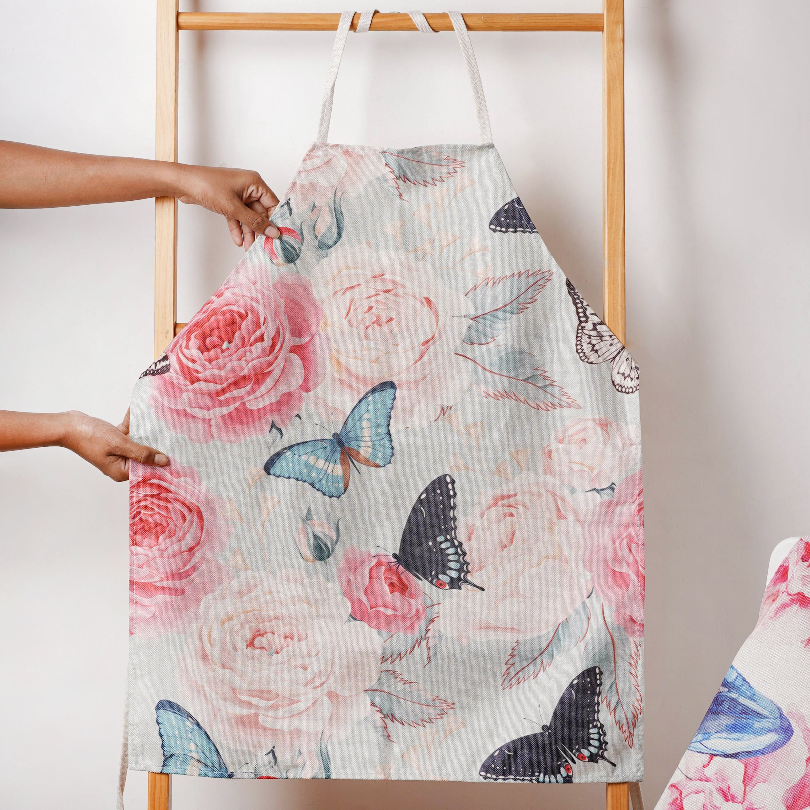 Fancy Apron - Image 5