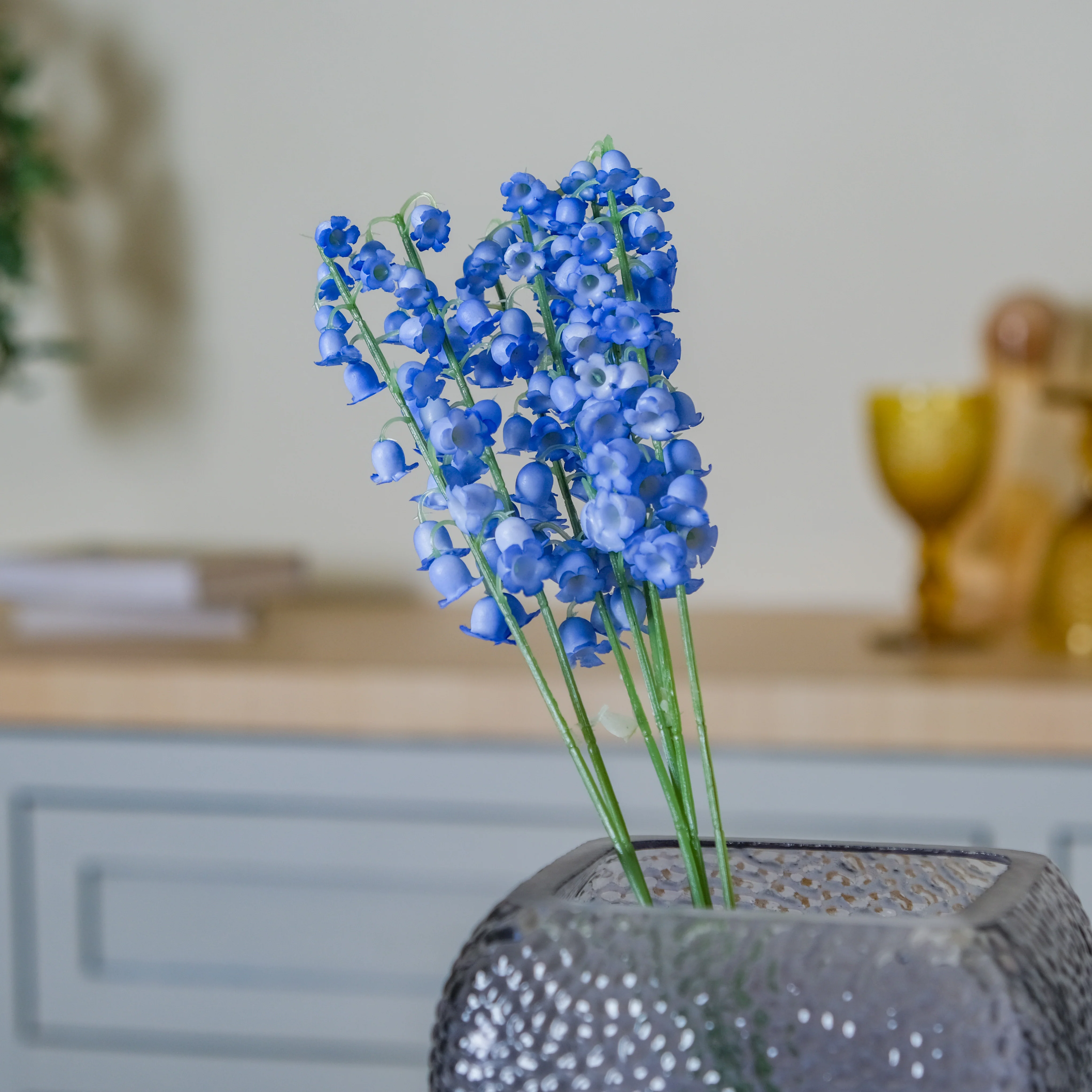 Faux Lily Stem - Image 10