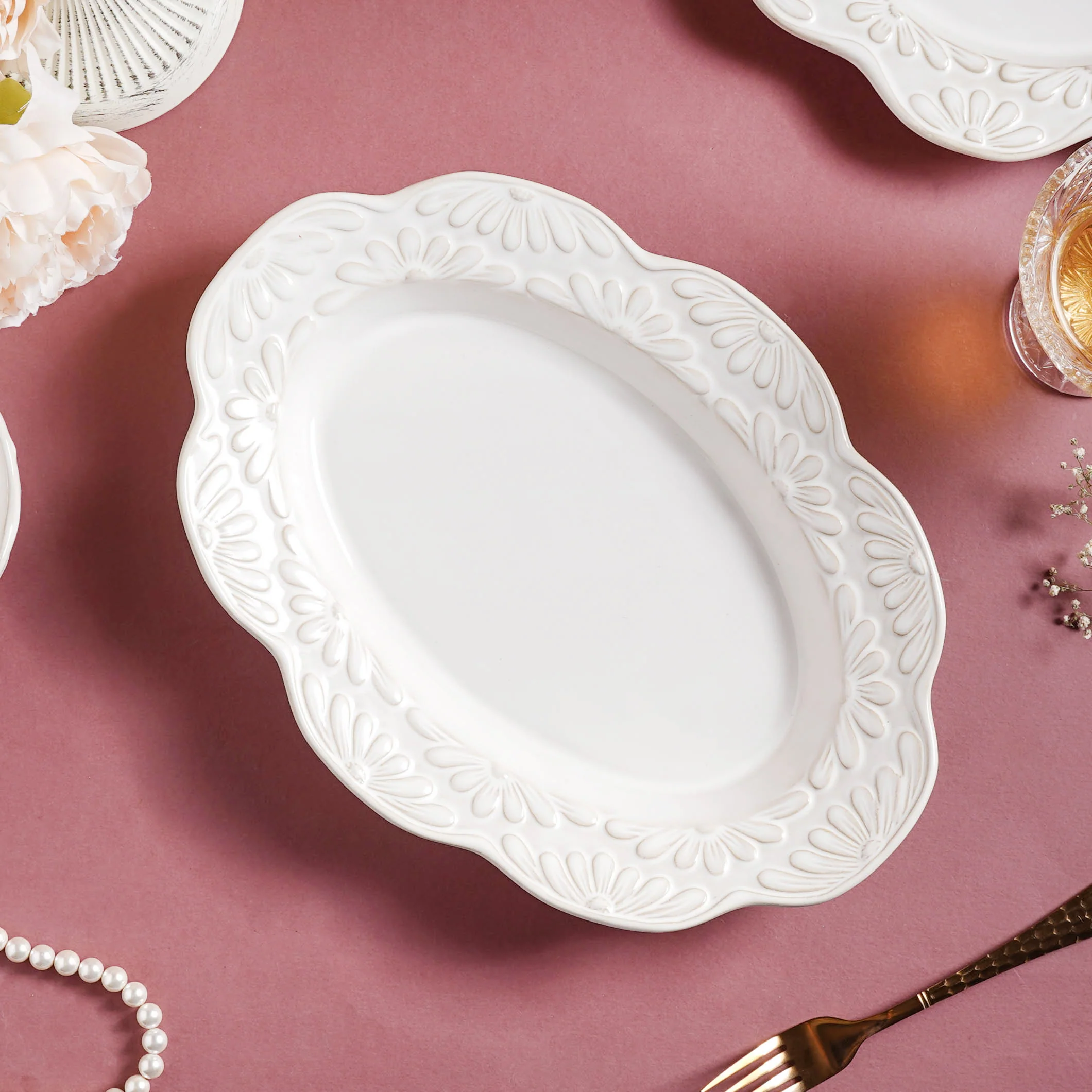Faye Oval Ceramic Platter 13 Inch - Image 4