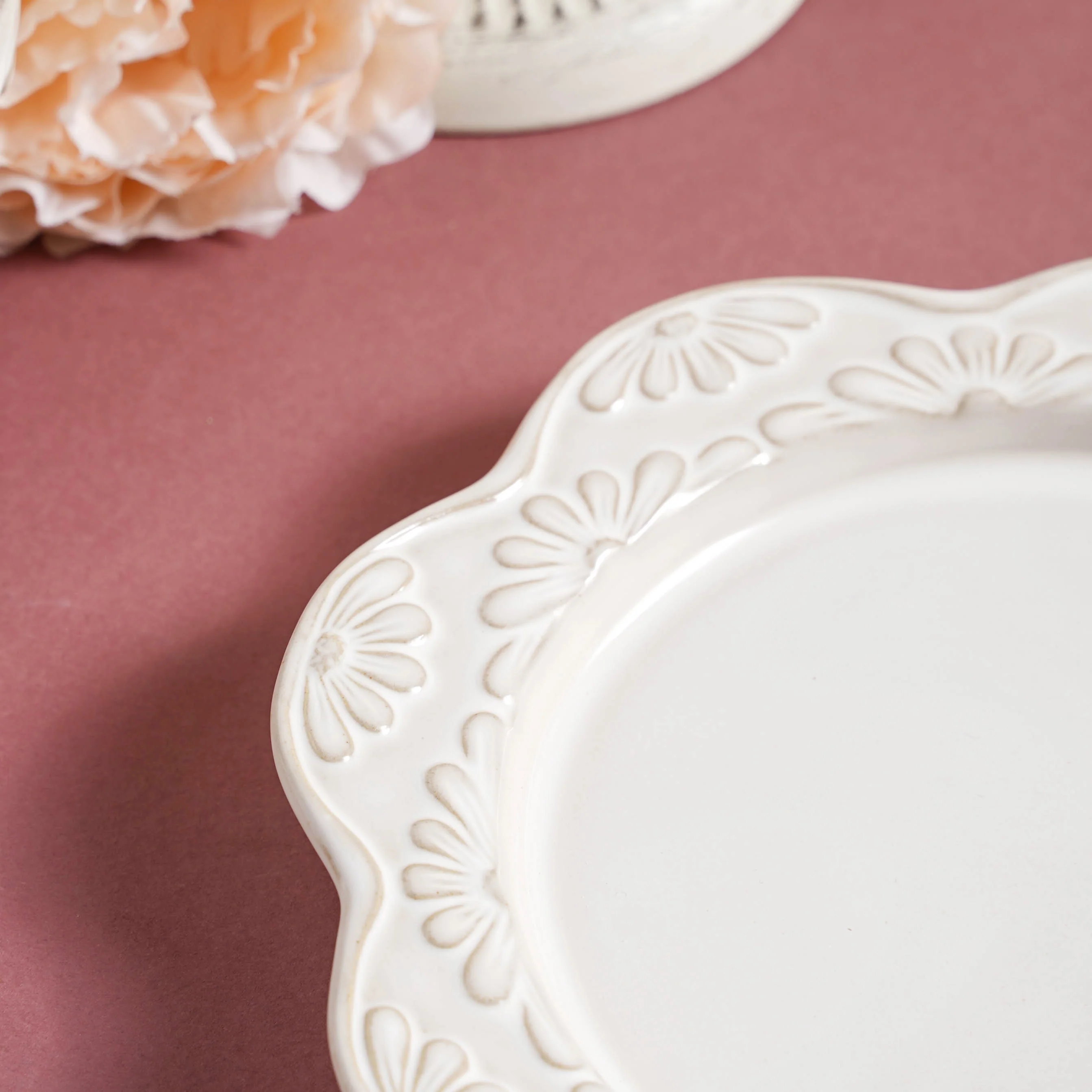Faye Floral Side Plate 9 Inch - Image 8