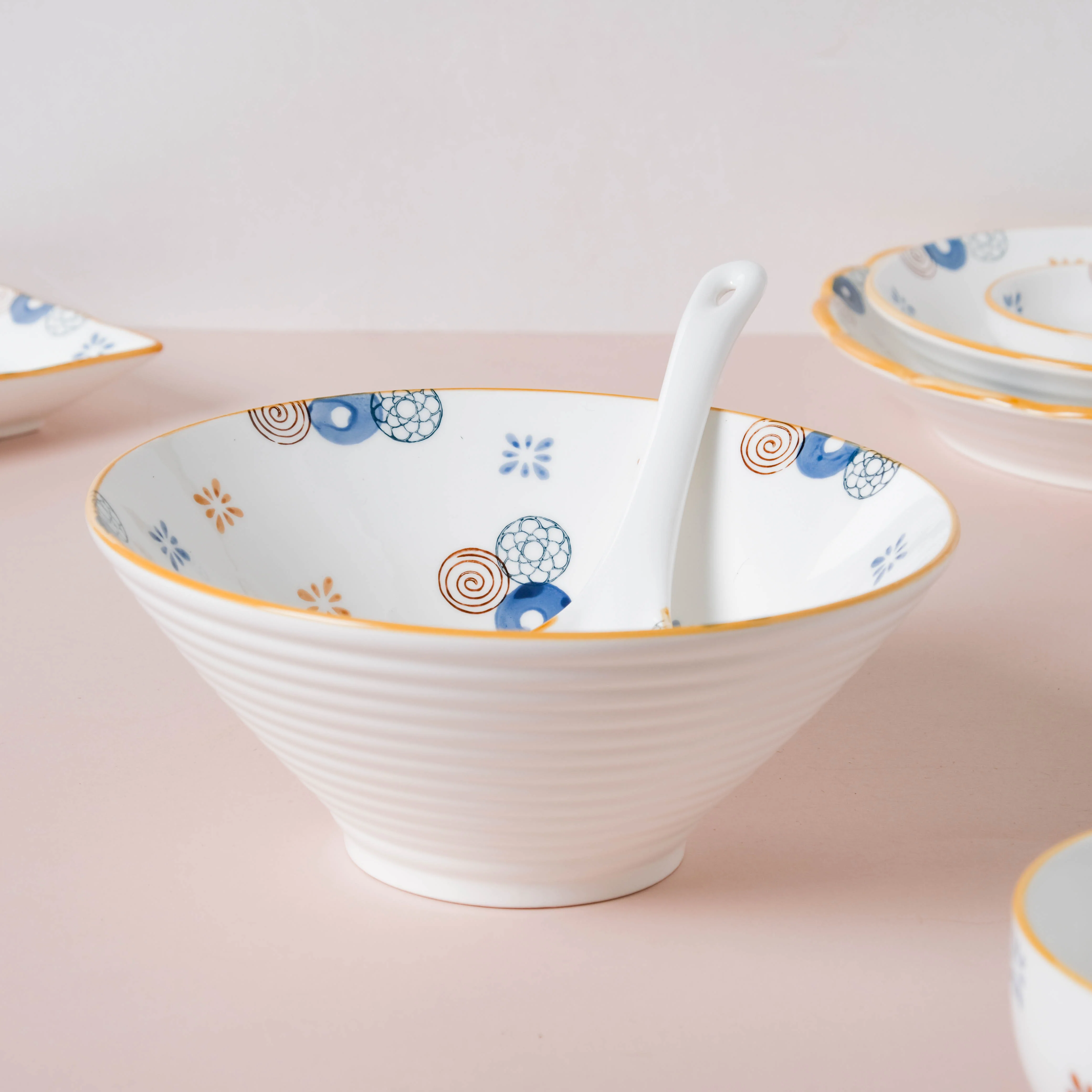 Feliz Abstract 36 Piece Pasta Set For 6 - Image 3