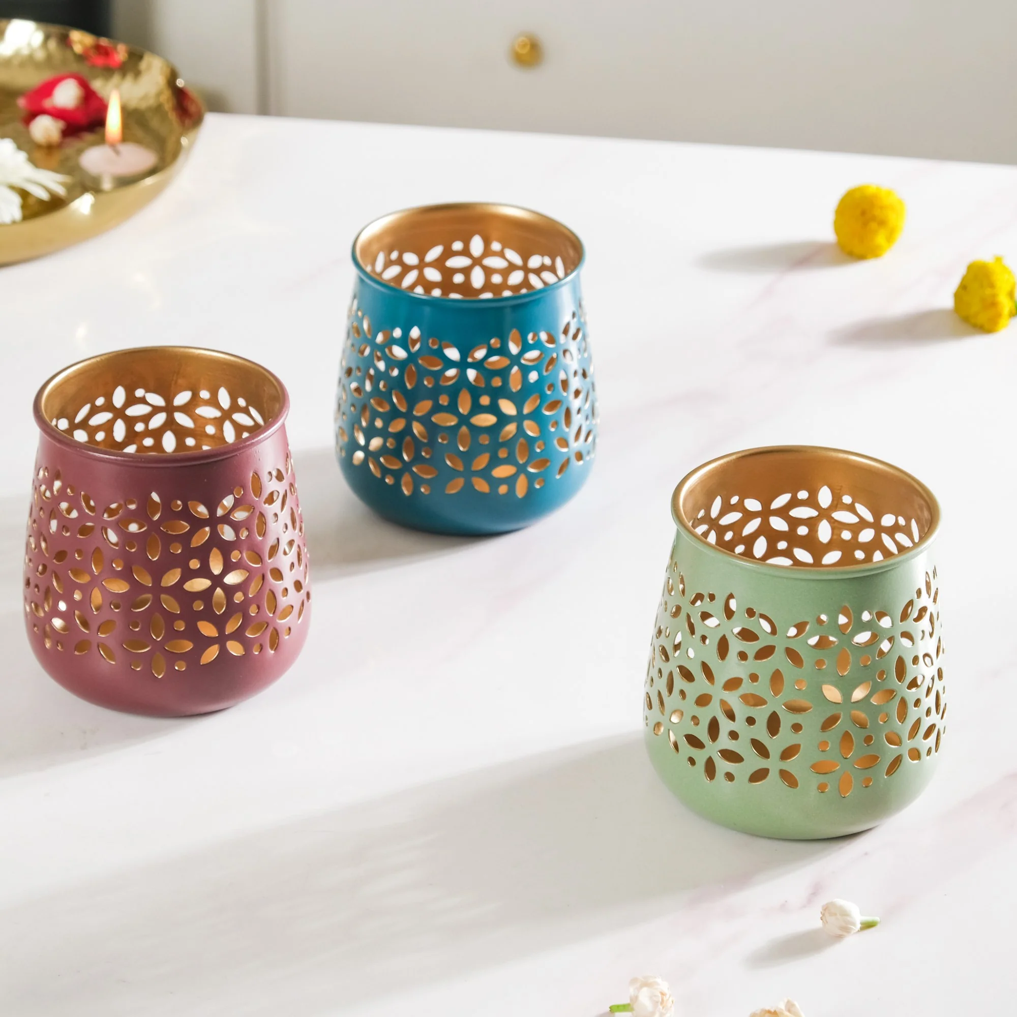Festive Tealight Candle Holder Set Of 3 - Image 3