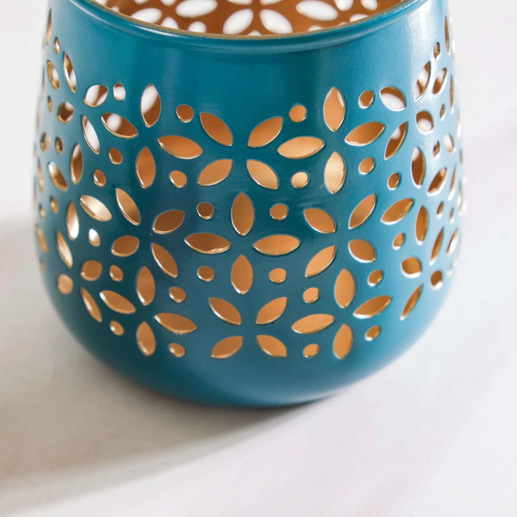 Festive Tealight Candle Holder Set Of 3 - Image 7