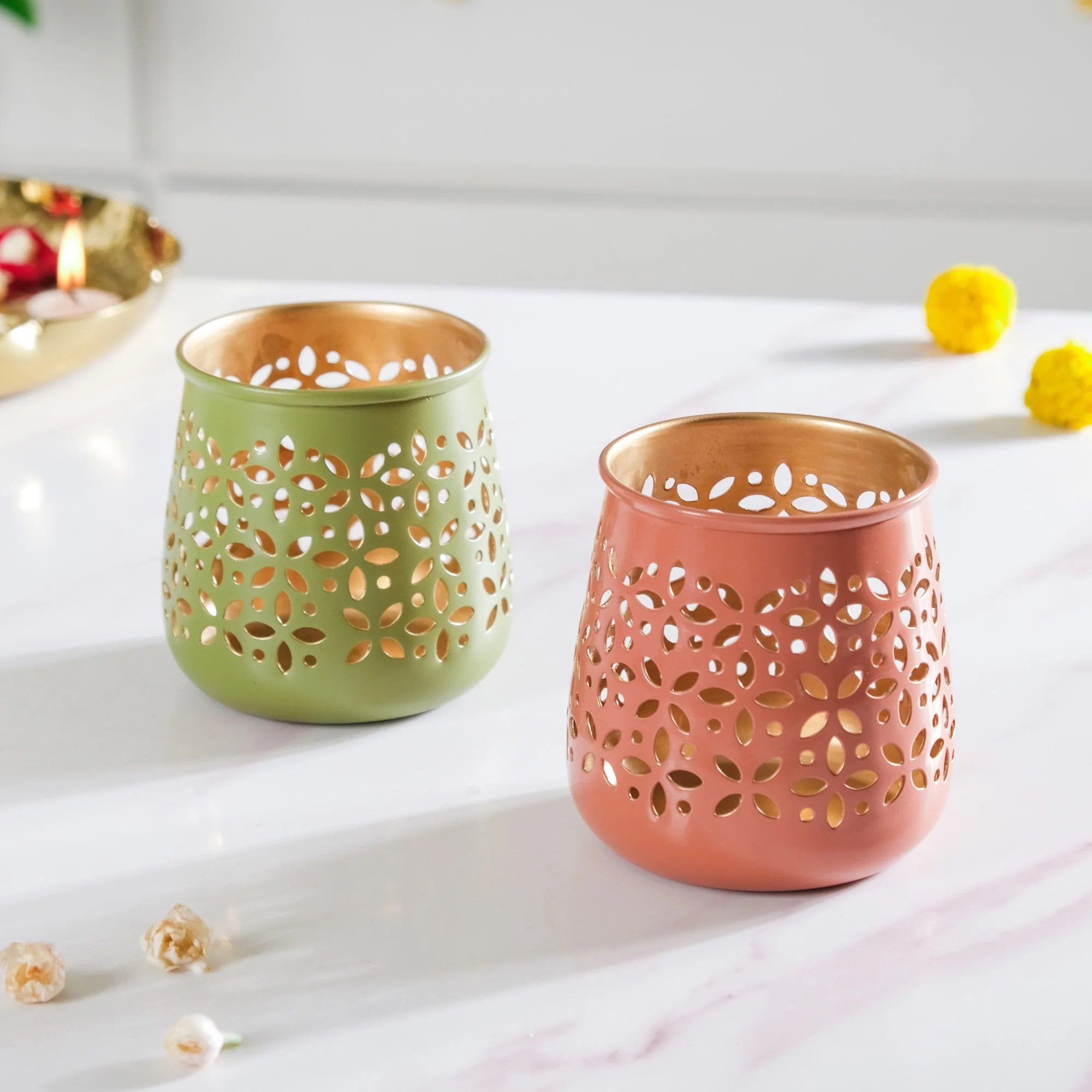 Festive Tealight Candle Holder Set Of 5 - Image 4