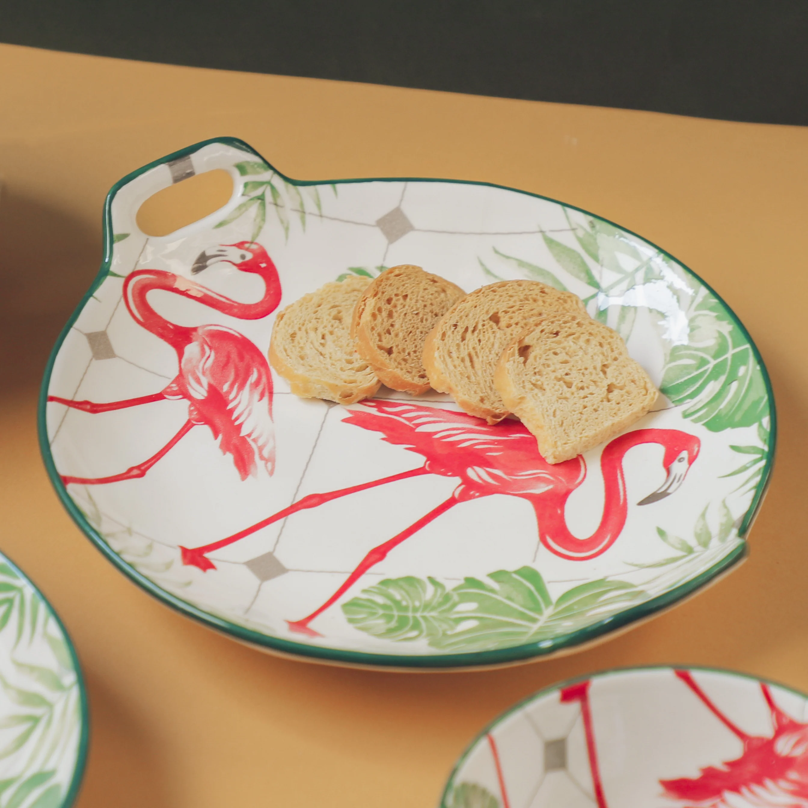 Flamingo Crockery Fiesta - Image 7