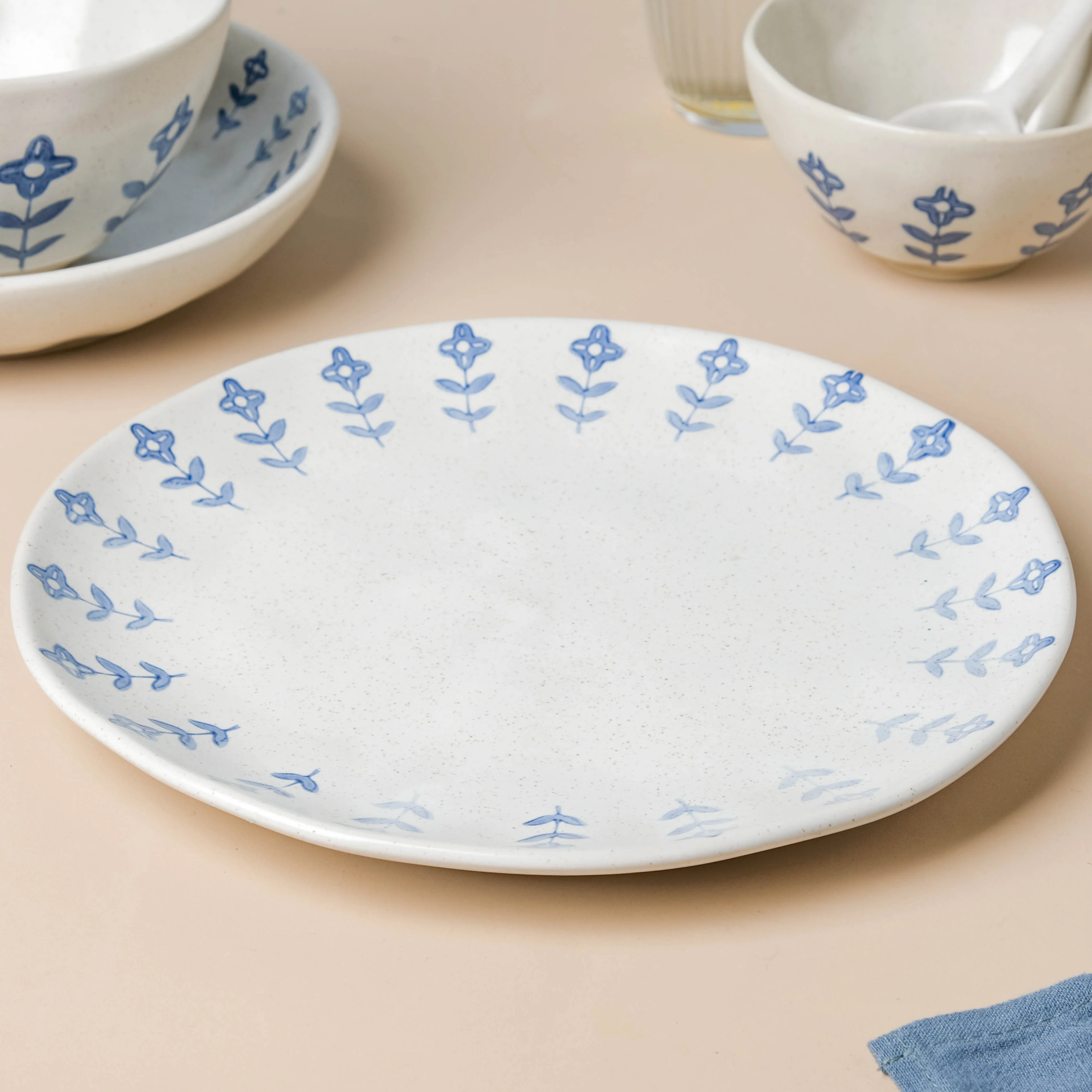 Flora 33 Piece Dinner Set For 6 - Image 11
