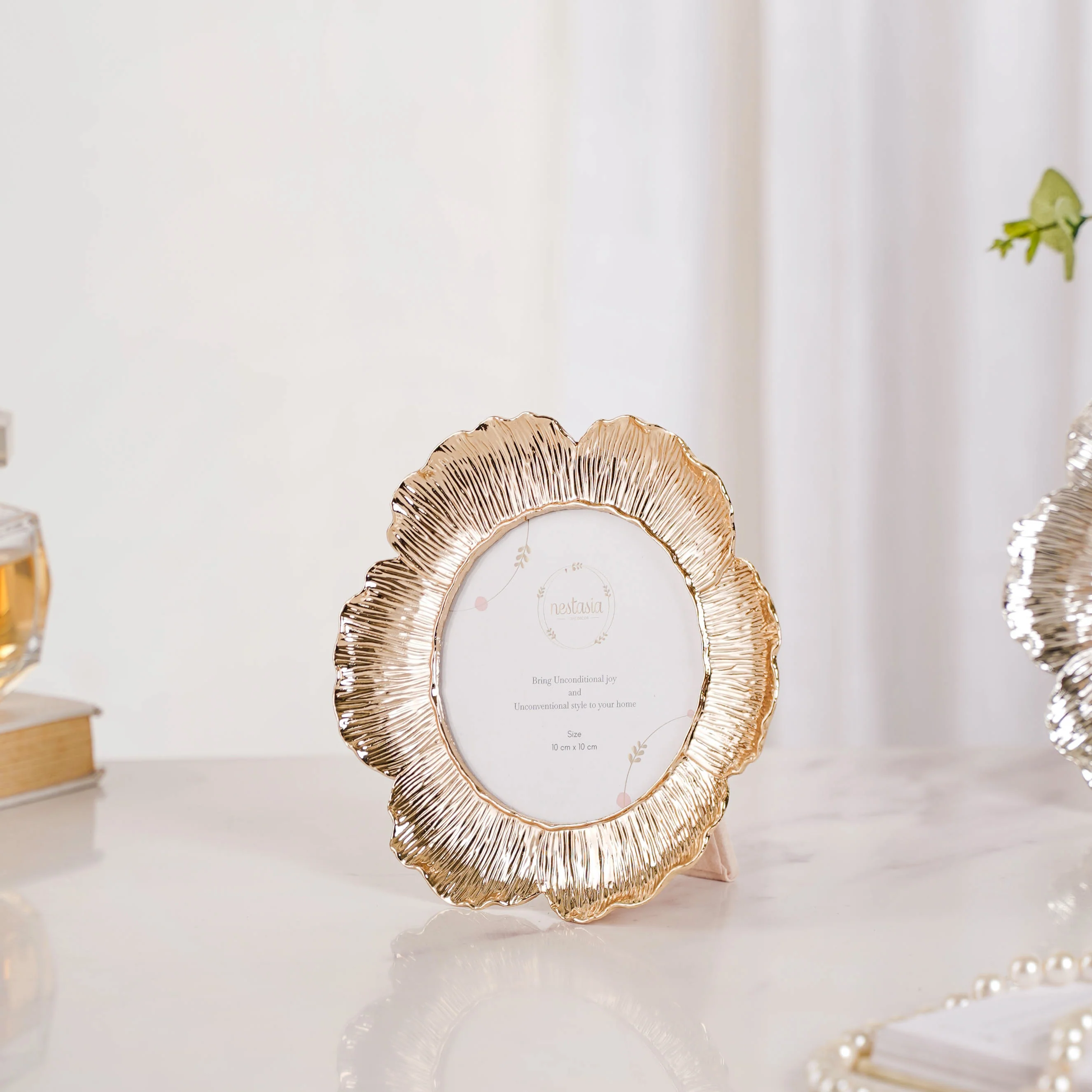 Flora Sparkle Photo Frame - Image 3